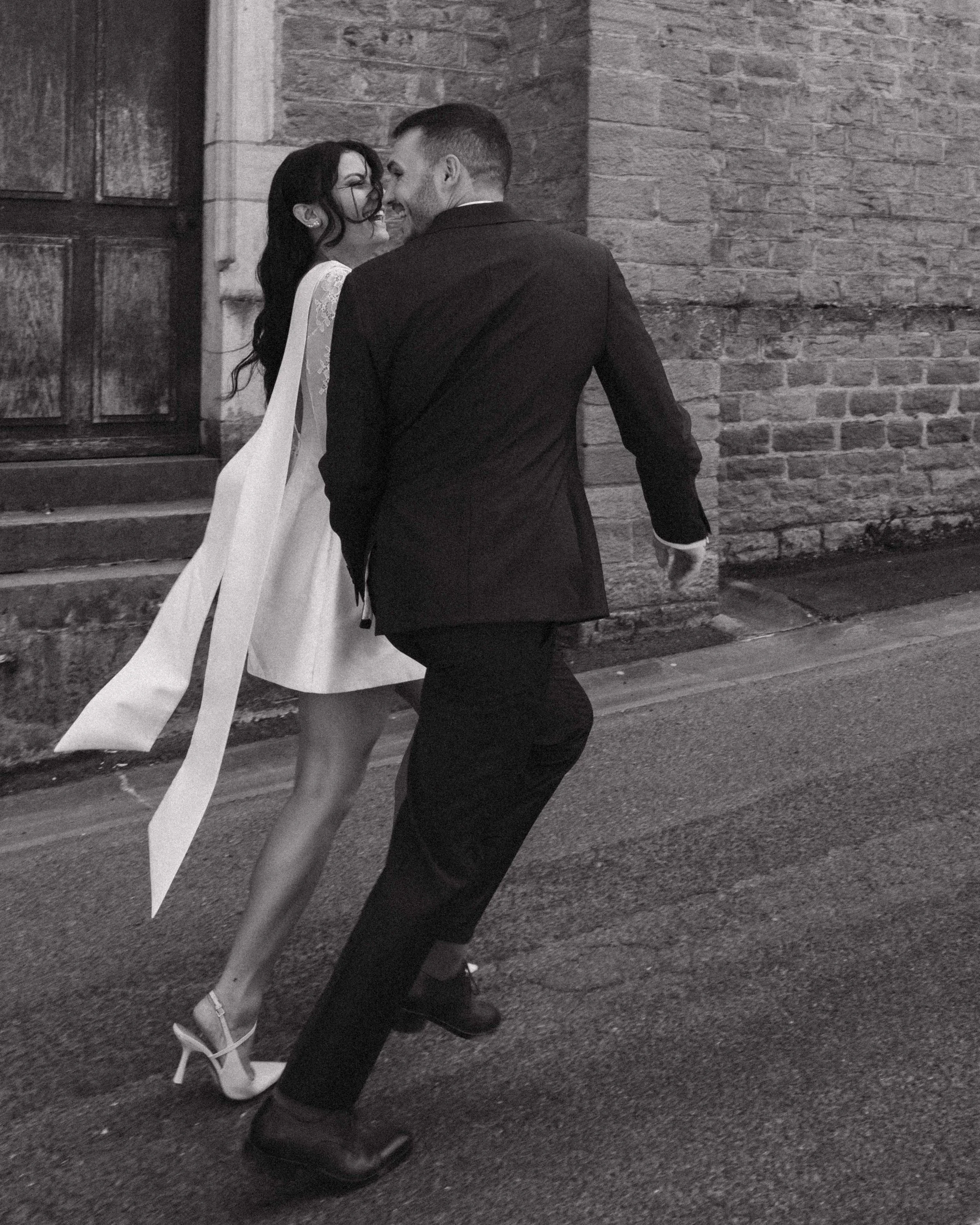 photographe-mariage-lyon-beaujolais-chateau-saint-trys-grain-argentique-368.jpg