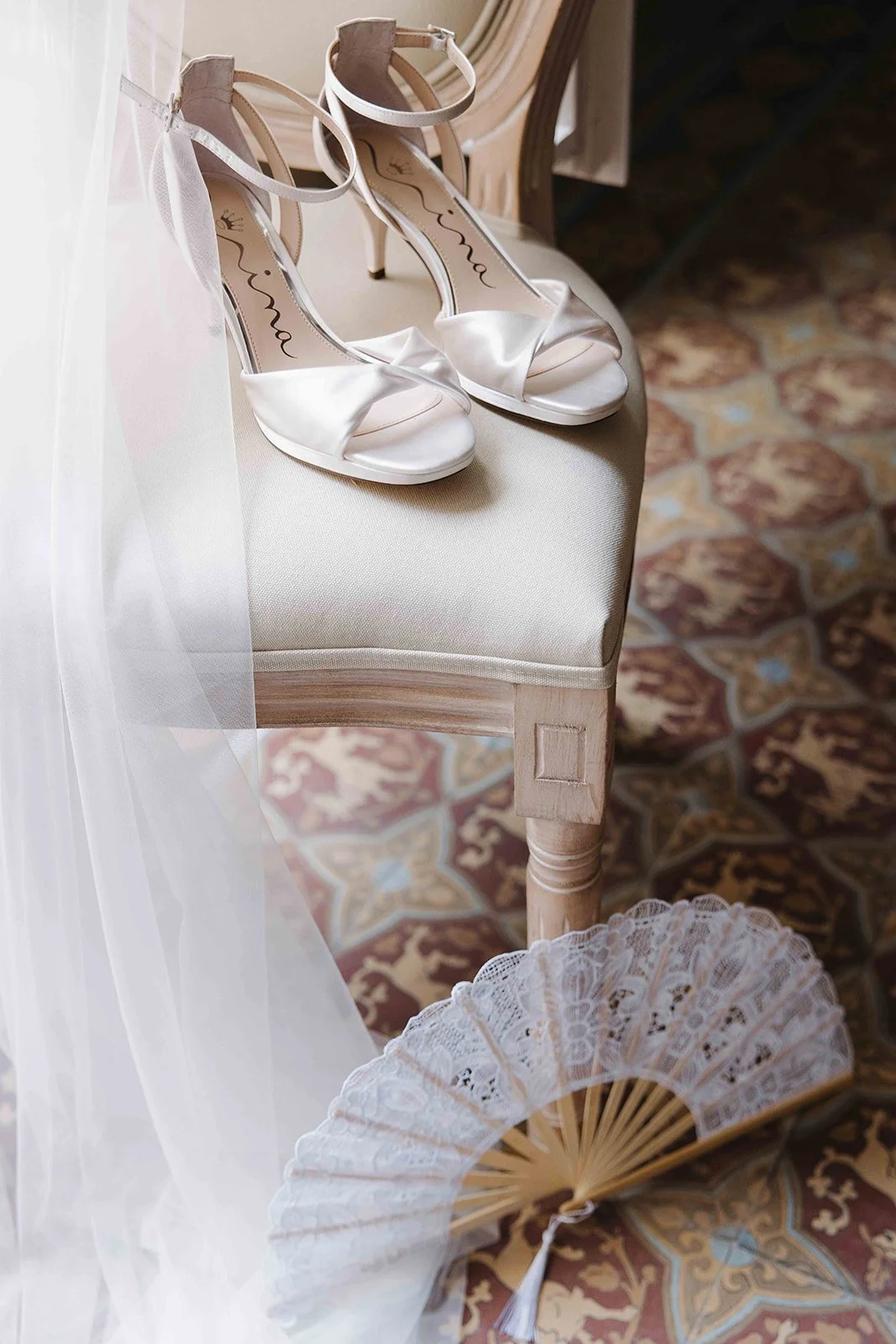 photographe-de-mariage-chateau-du-bost-blacé-beaujolais-22.jpg