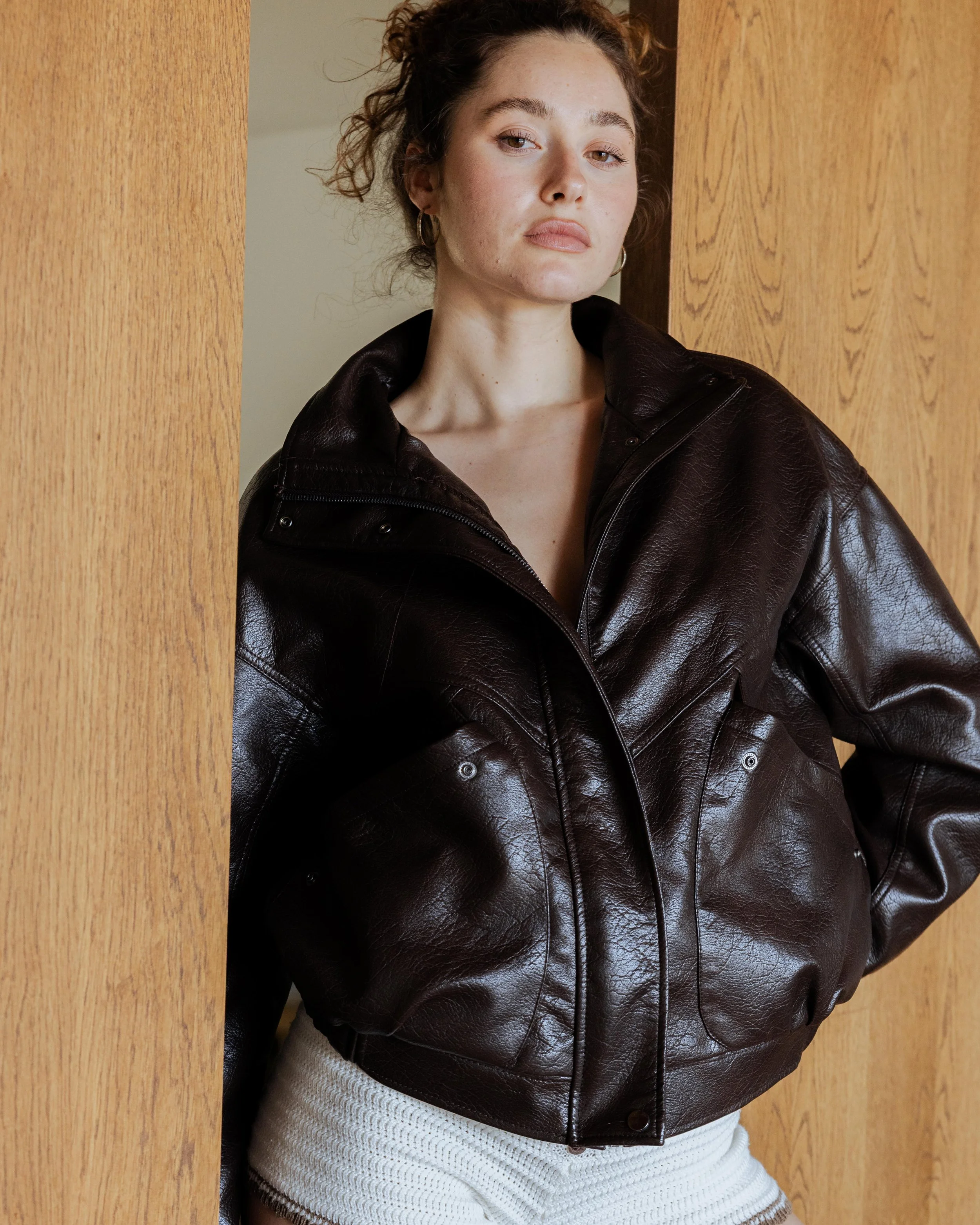 shooting-editorial-photographe-mode-paris-lyon-jeremy-talens-portrait-femme-devenir-mannequin-book-polaroid