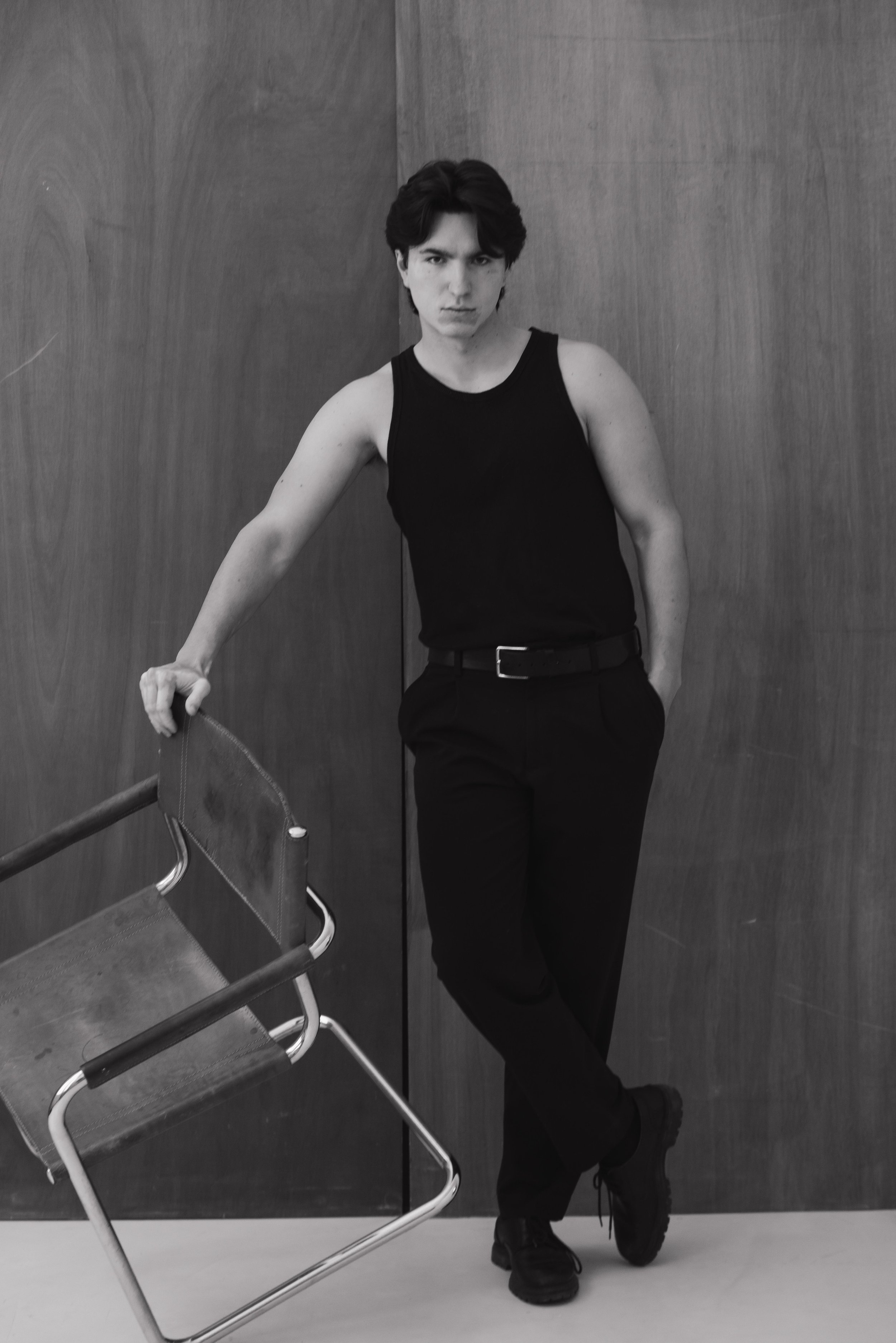 shooting-editorial-photographe-mode-paris-lyon-jeremy-talens-portrait-homme-devenir-mannequin-book-polaroid