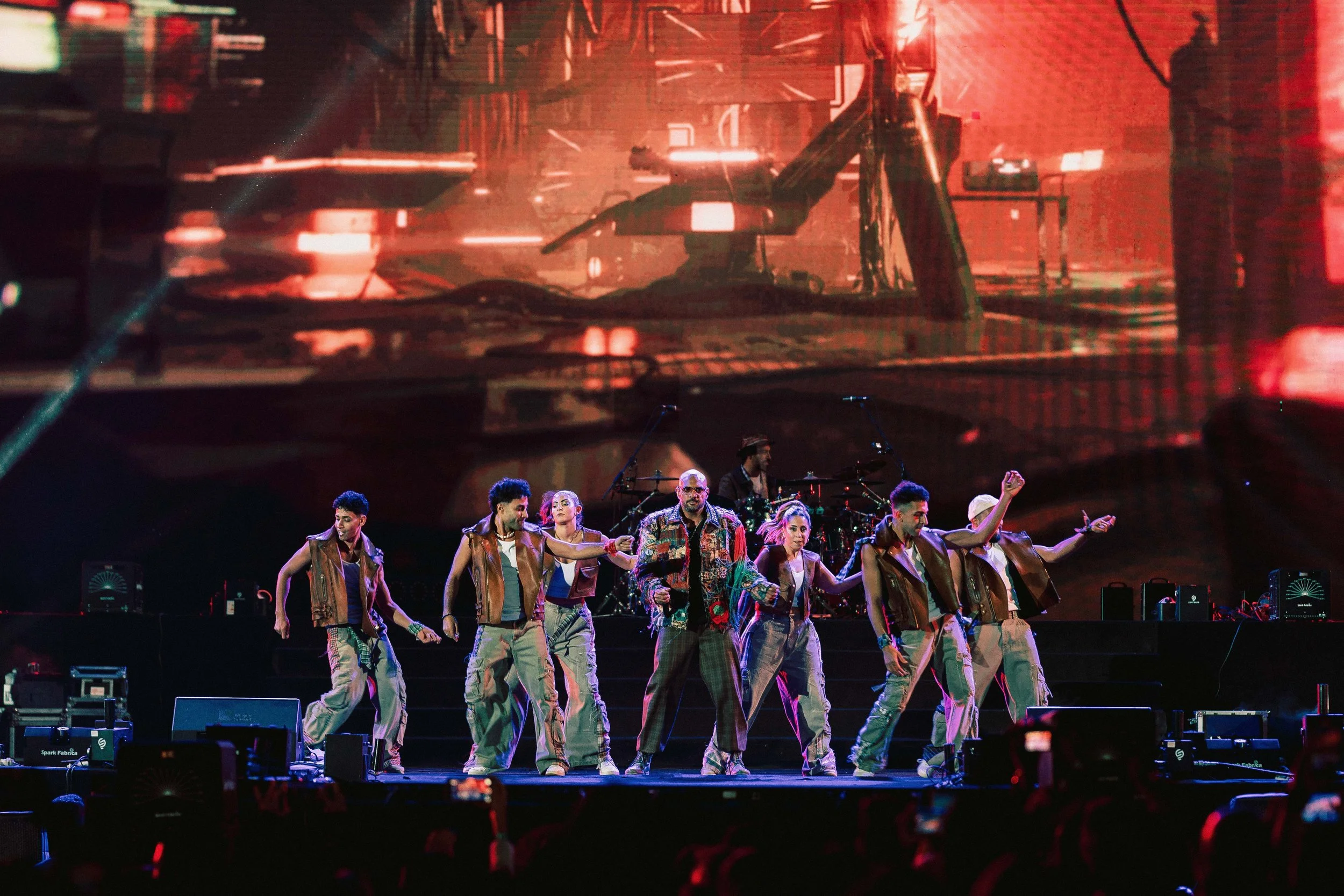 SHARMOOFERS EXPERIENCE