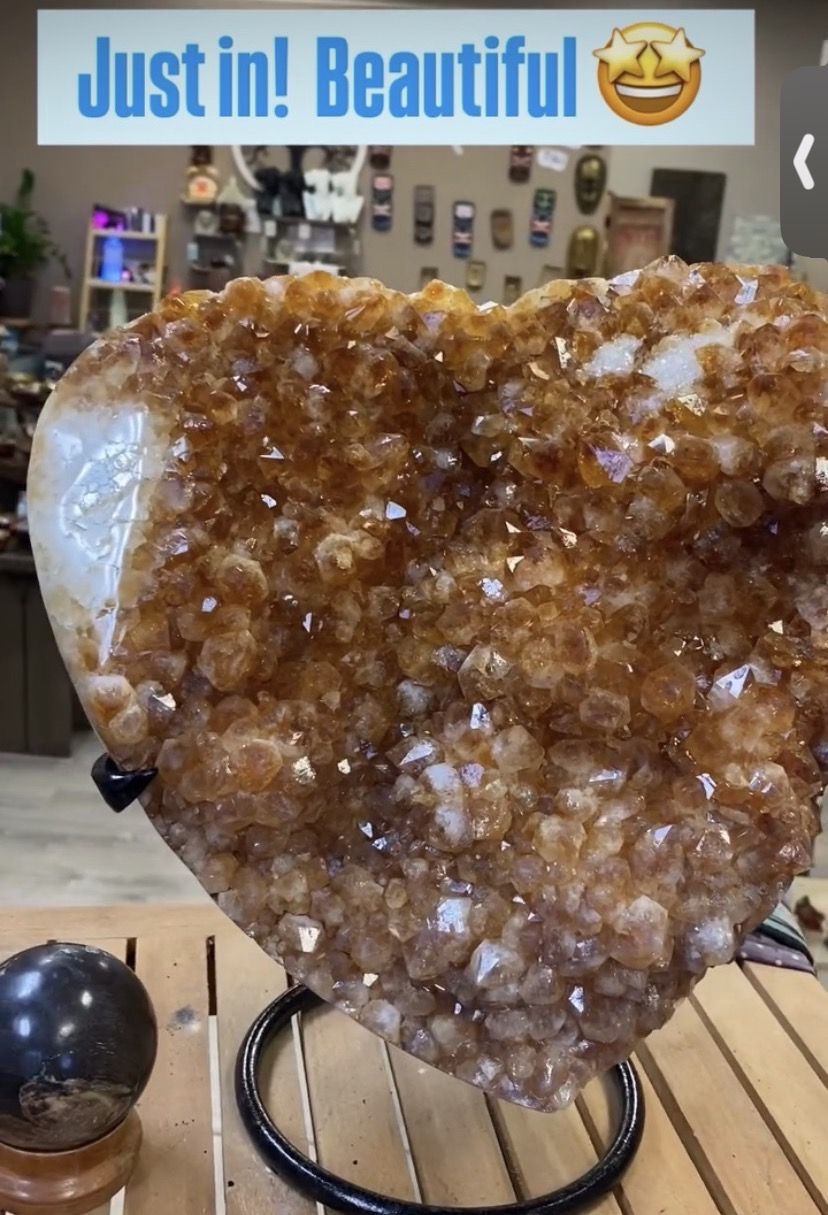 Citrine Heart_Premium Piece.  *** No Membership discount ***