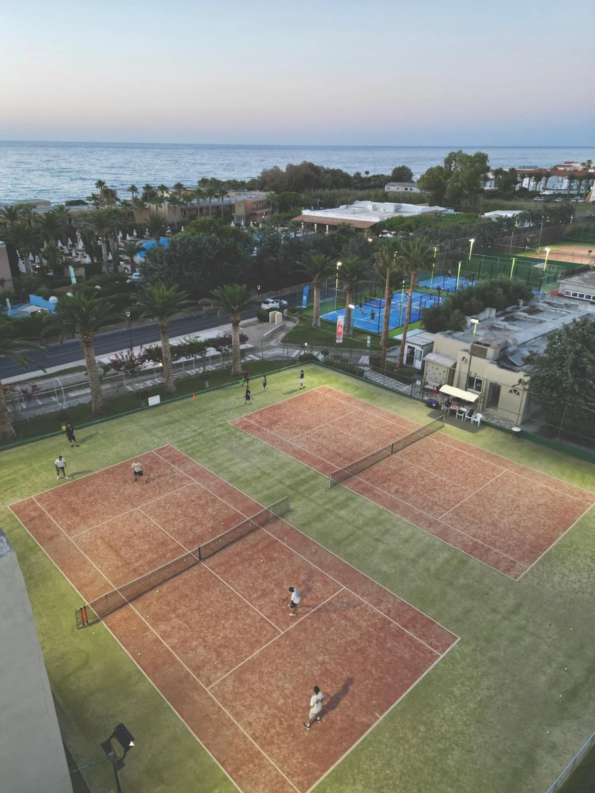 Arch Tennis