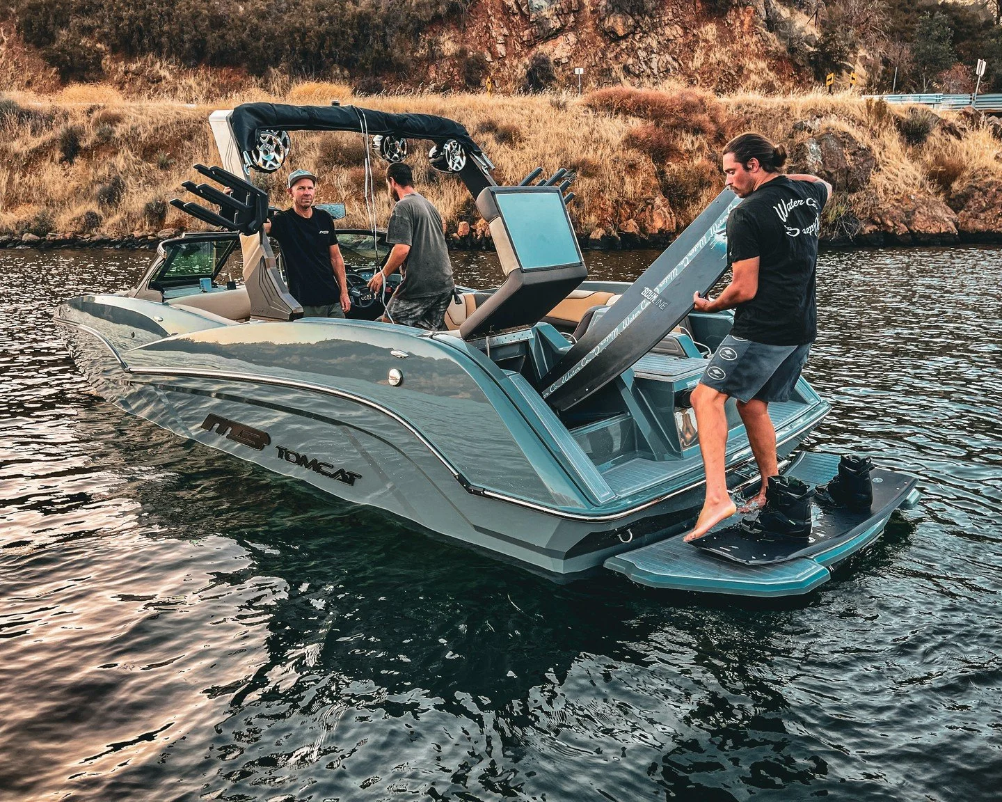 Not just a boat&hellip; it&rsquo;s a lifestyle 😎🏄
ㅤ
DM us for details &amp; financing!
@mb_boat_dude @wakesurfcali @fatsacwake @onlyinboards @indmar
---------------------------------------------------
Model:  Tomcat F24 Alpha @mbboats
Posted by: AK
