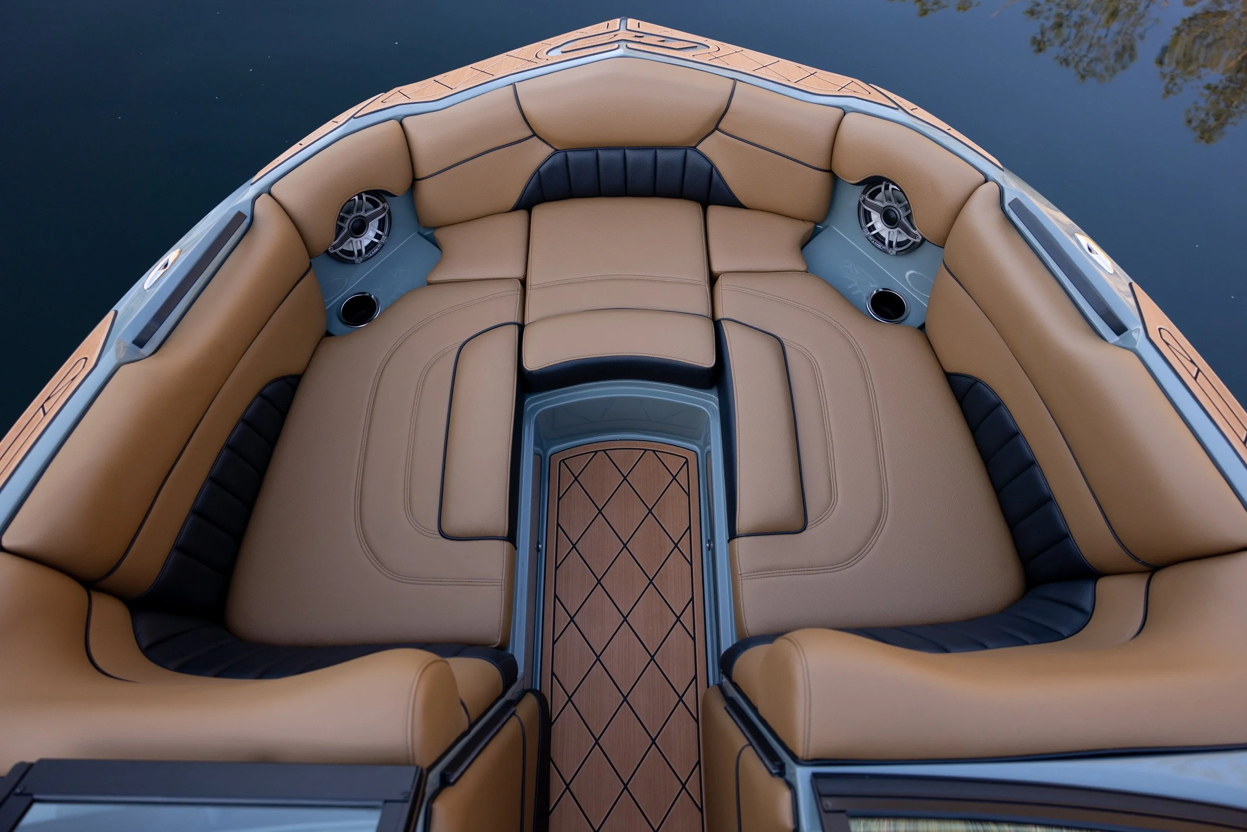 MB B52 21 Alpha best deals.jpeg