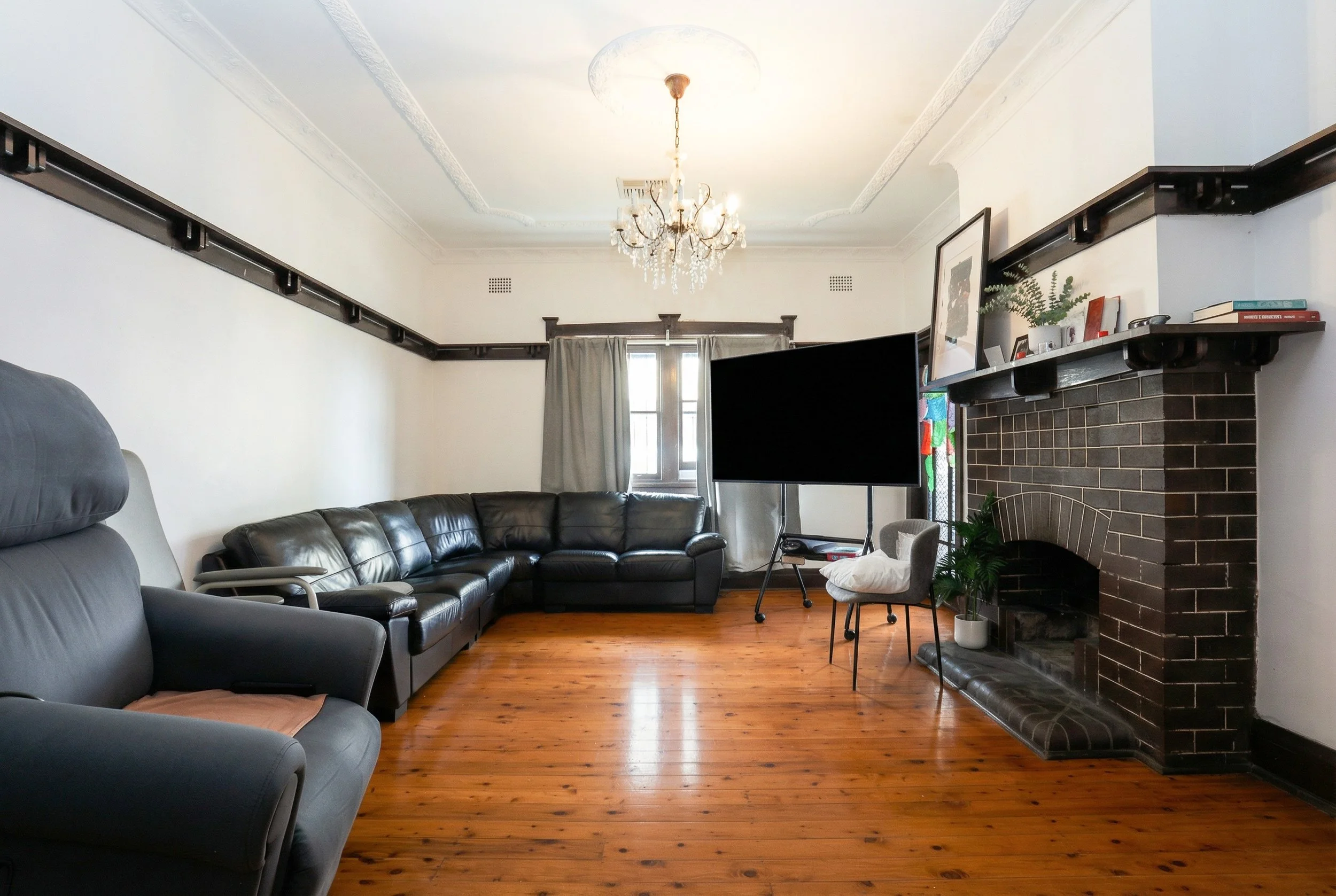 with flash (b&w)-13.jpg