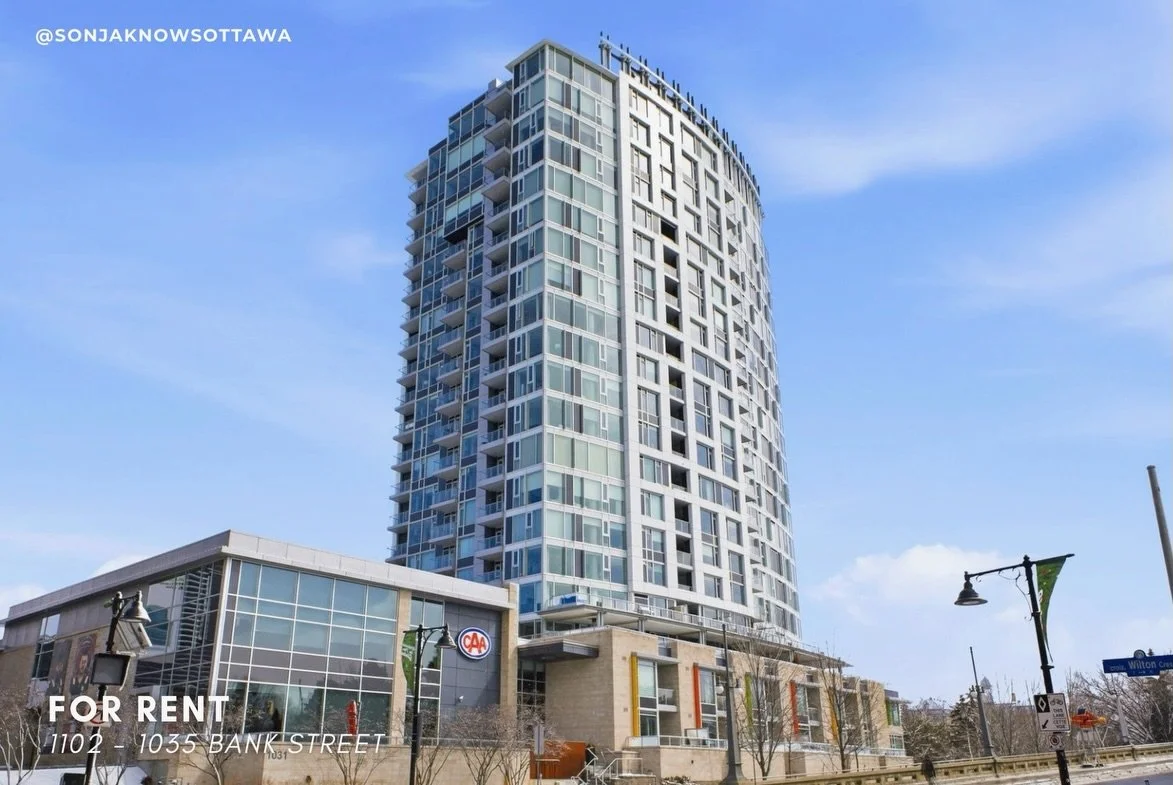 FOR RENT ✨ | 1102&ndash;1035 Bank Street, The Glebe
$2,275/month

Bright and airy 1 bed + den condo in the heart of the Glebe, with open-concept living and a private balcony overlooking the canal 🌿

Enjoy modern finishes, a functional layout (perfec