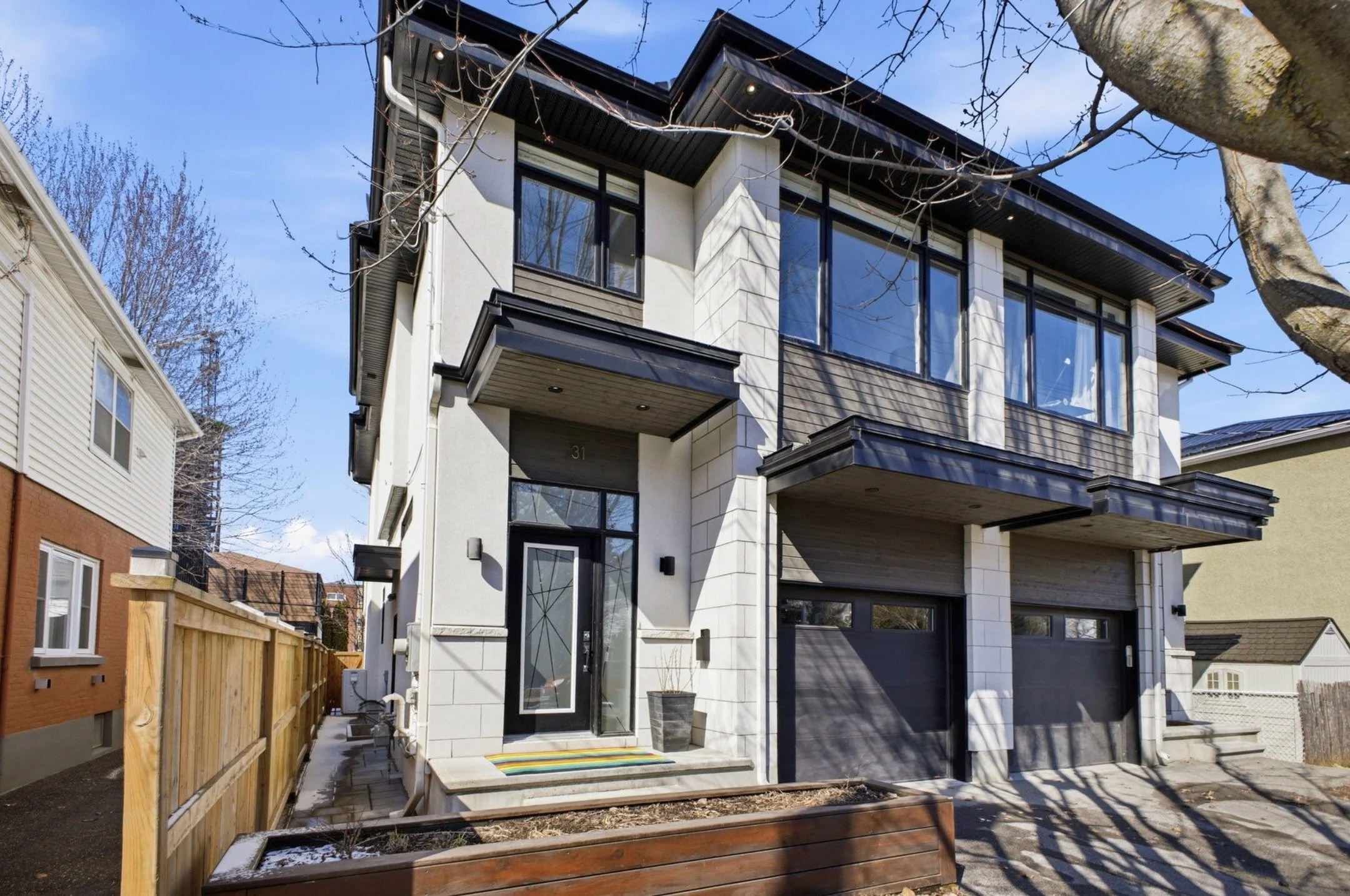 ✨ Coming Soon in Overbrook by the Water! ✨

Beautiful custom 4-bed | 4-bath semi-detached home with a chef&rsquo;s kitchen, spacious layout, and a private backyard oasis
perfect for everyday living and entertaining.

Enjoy a prime location just steps