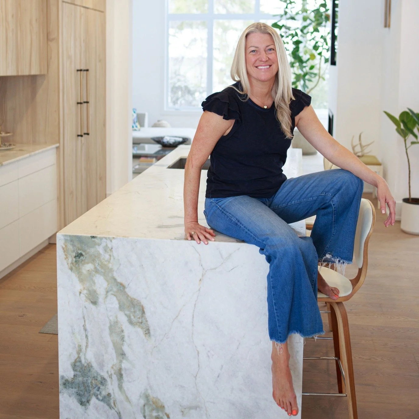 Three things Ottawa sellers should know about spring 2026. 📊🏡

Real numbers from the latest Ottawa Real Estate Board report, plus what I'm seeing on the ground.

🌷 The spring window is very much open. Ottawa home sales jumped from 780 in February 