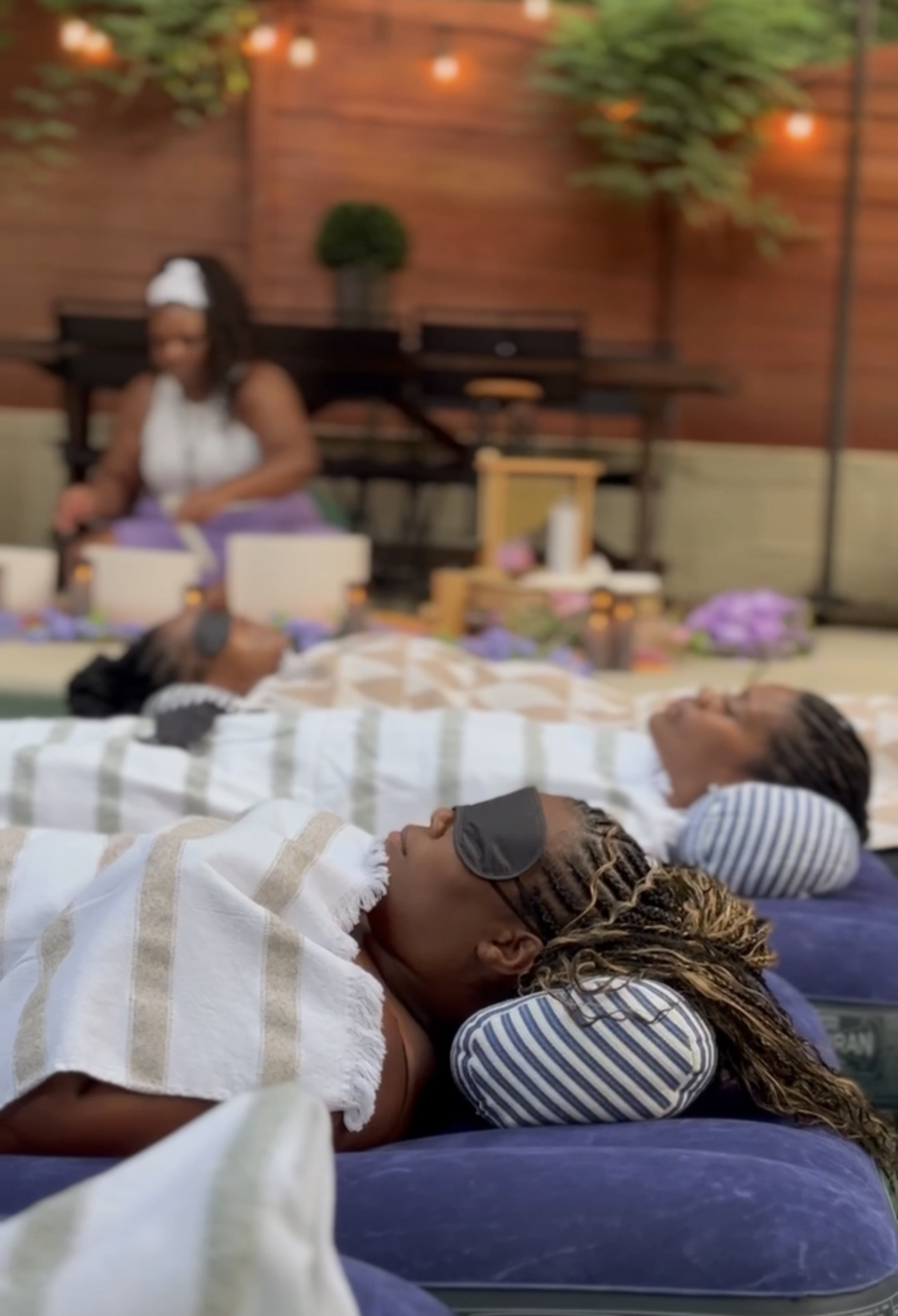 FLOATING SOUND BATH SEASON