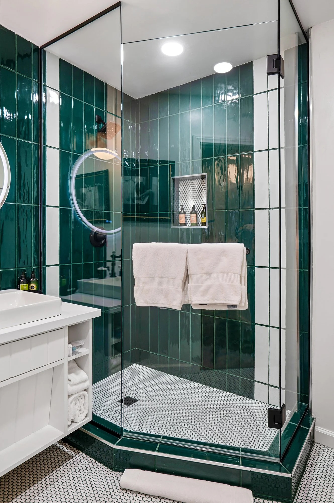 Dive-Palm-Springs-Hotel-12-The-Champagne-Suite(Dark Teal)-Walkin-Shower-Small.jpg