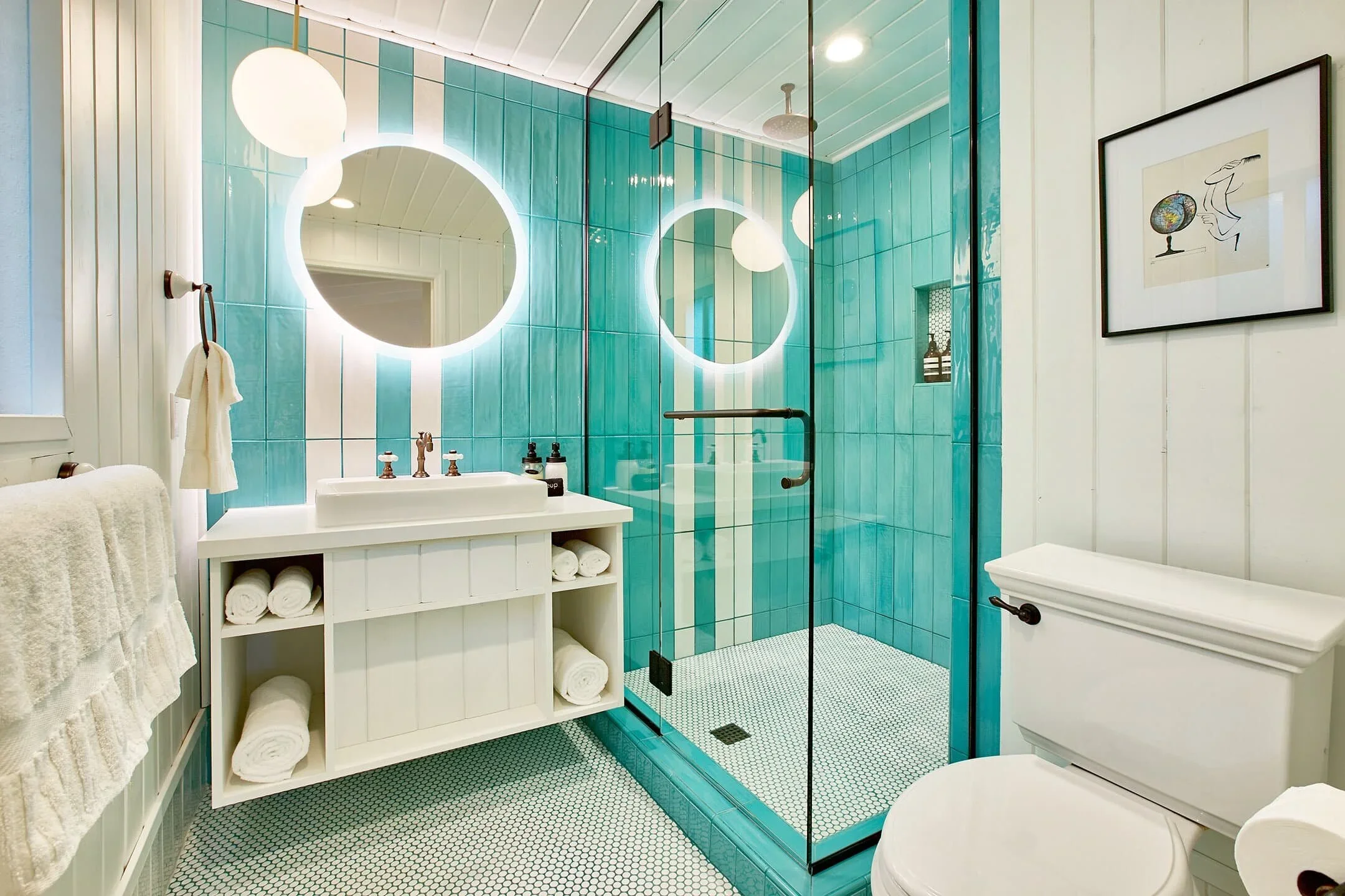 Dive-Palm-Springs-Hotel_Room-01-Orchard-Suite-King-Teal-3.webp