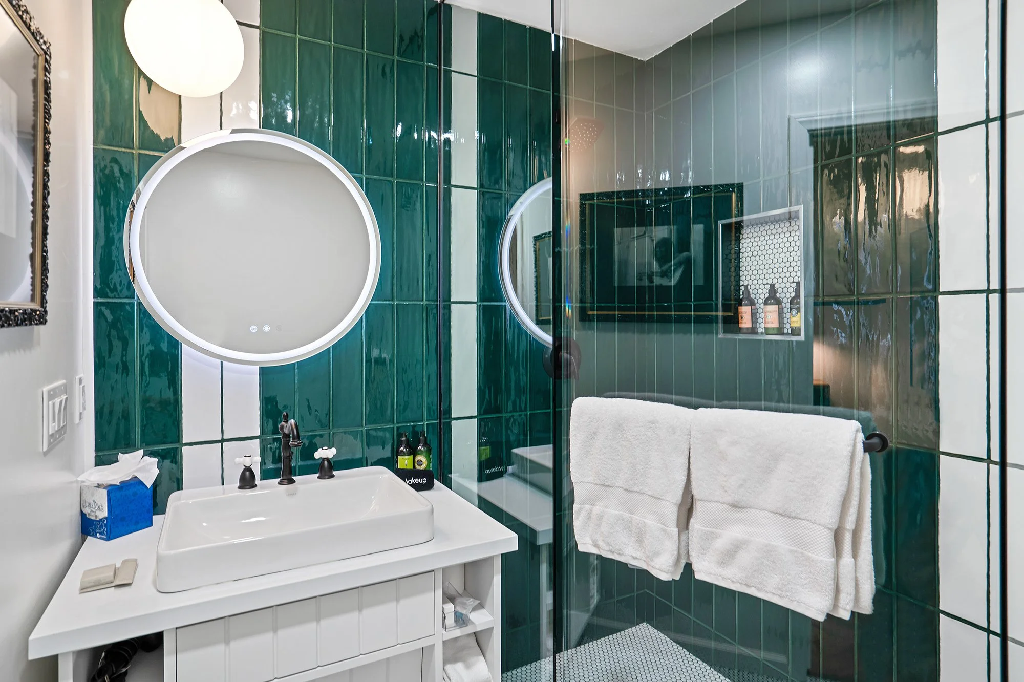 Dive-Palm-Springs-Hotel-12-The-Champagne-Suite(Dark Teal)-Vanity-Mirror-Small.jpg