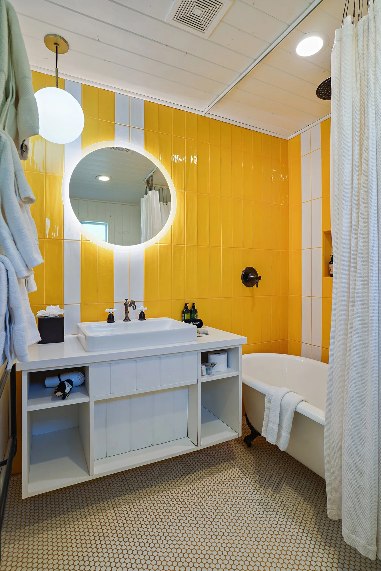 Dive-Palm-Springs-Hotel-13-Lulus-Hideaway-King(Yellow)-Large-Bathroom-Vanity-Tub-Small.jpg