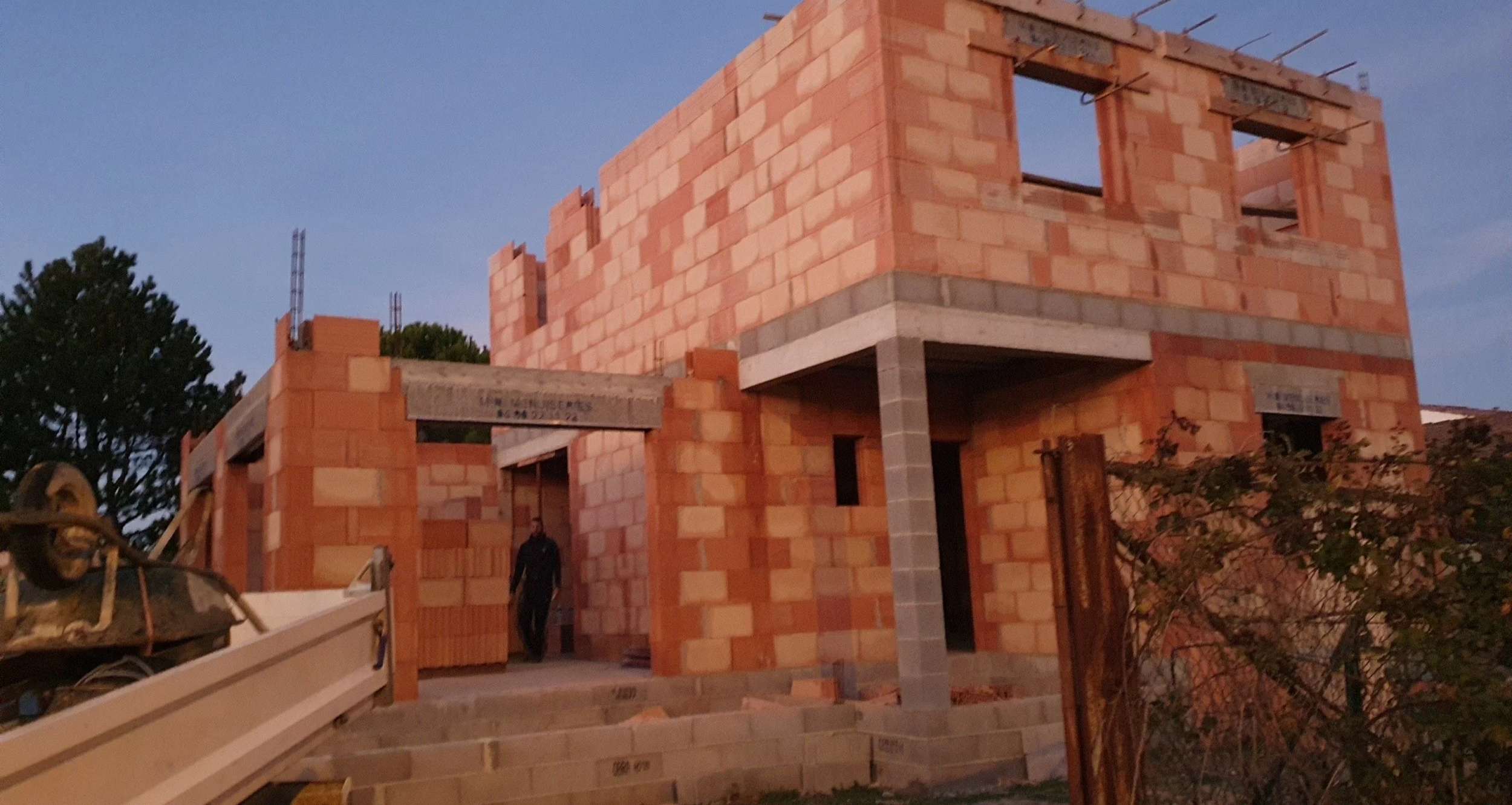 Oranssi project: studio shed