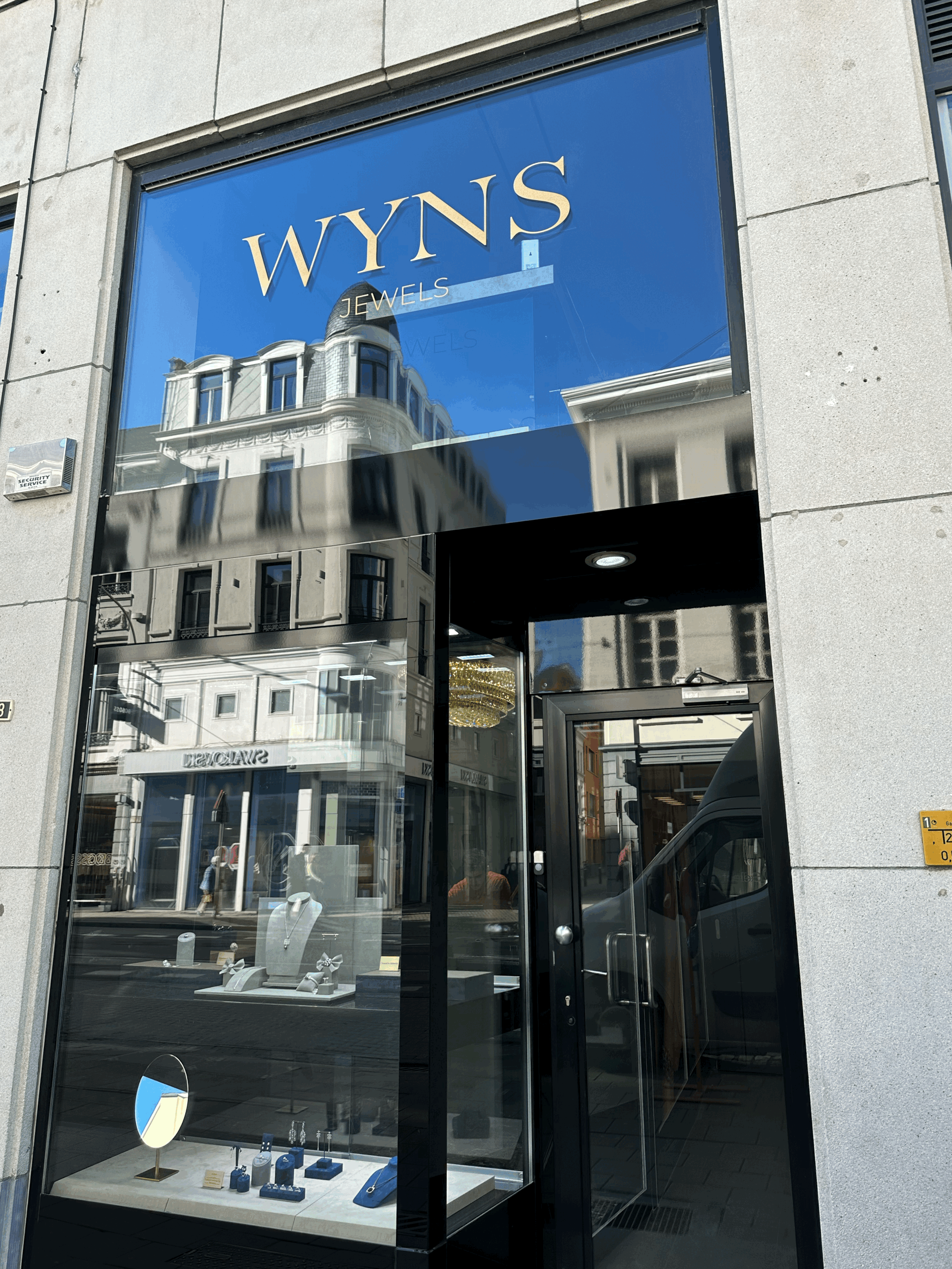 Private Engagement Ring Consultation in Antwerp: Create a Custom Diamond Ring That Feels Like Yours