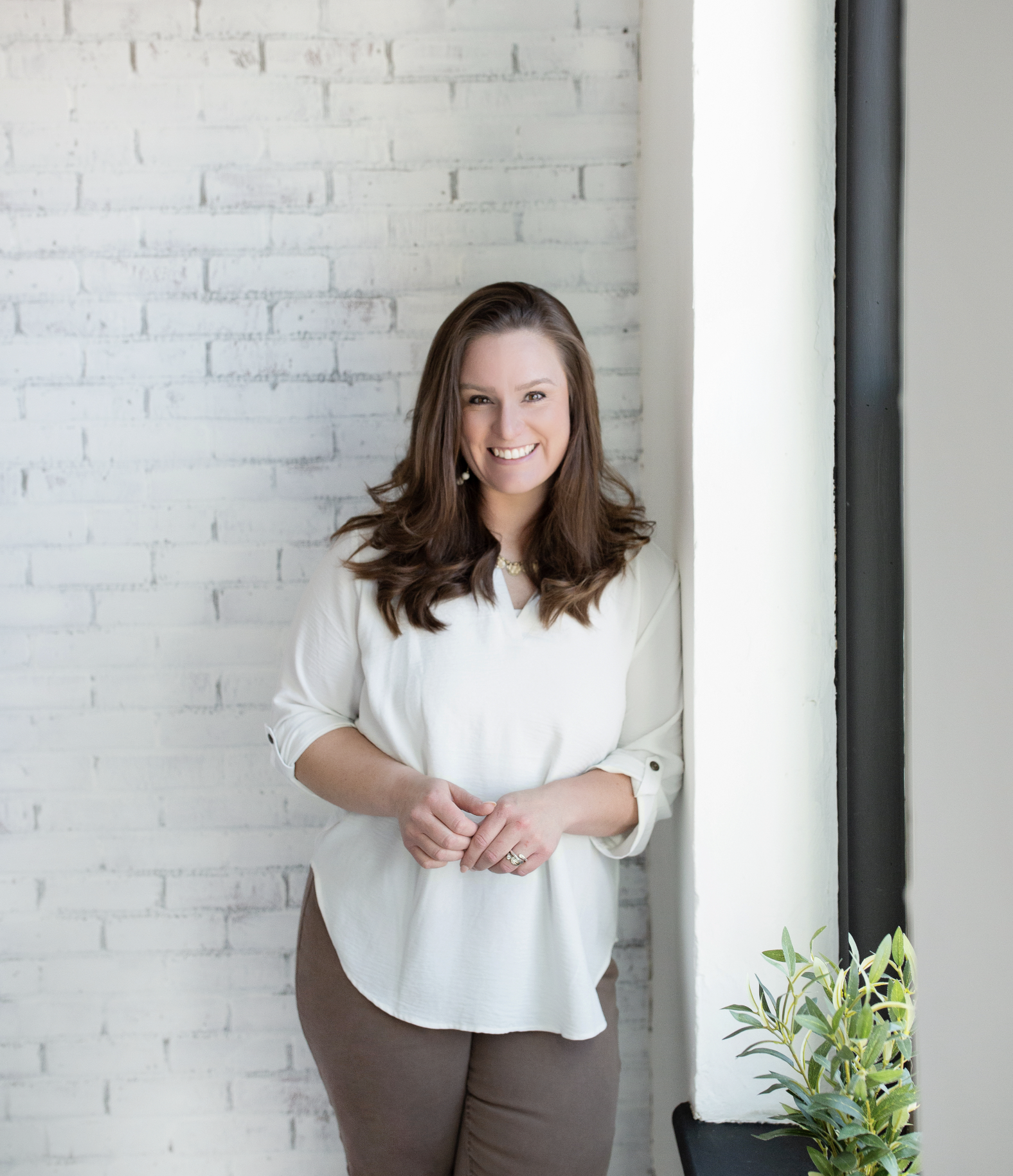 Studio professional photo of Kristen Masters.