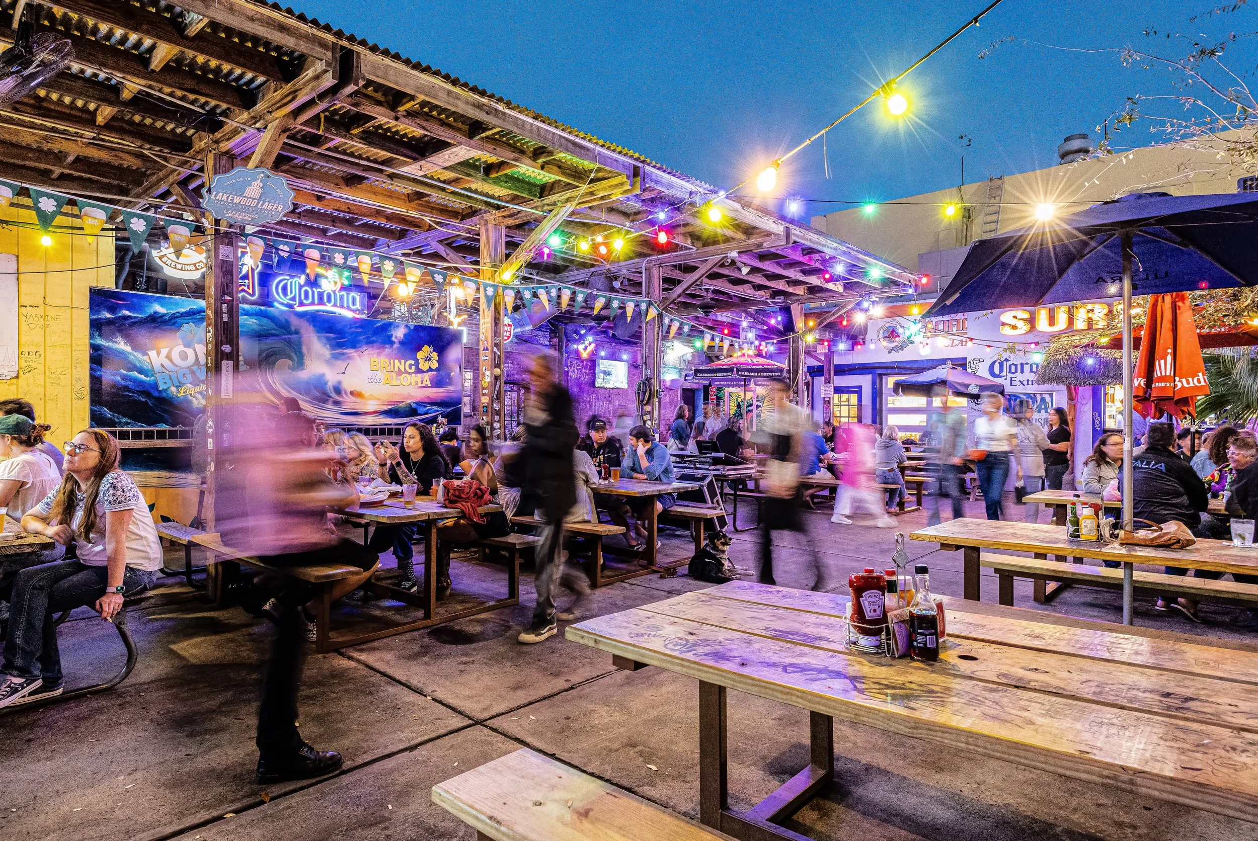 JPAGE-Interiors-SurfClub-Nighttime-8973.jpg