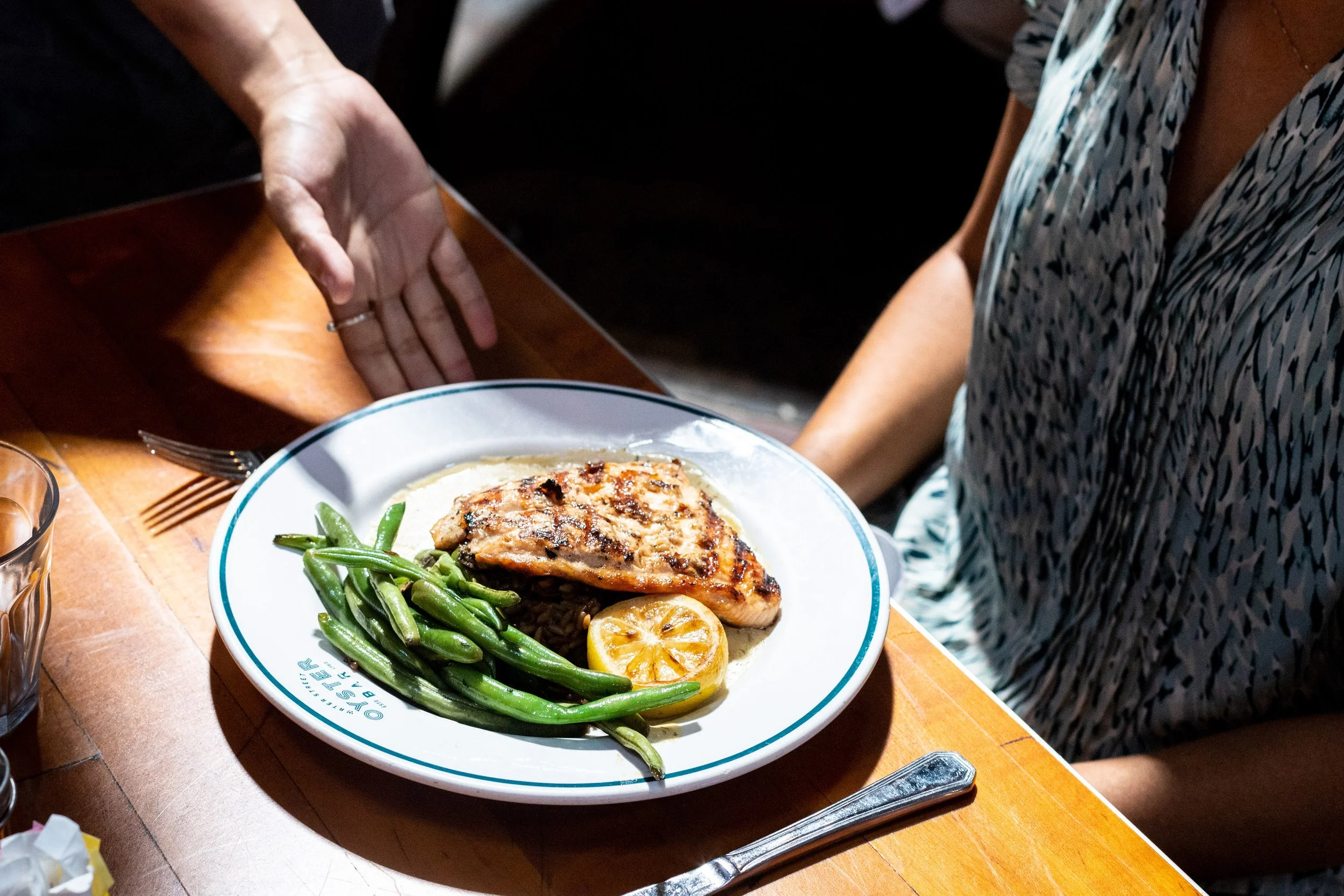 JPAGE-Hospitality-Food-OysterBar-BasicEdits-9868 (2).jpg