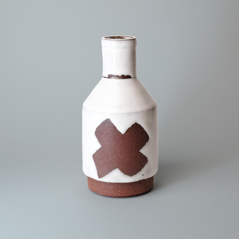 bottle DSCF2774b.png