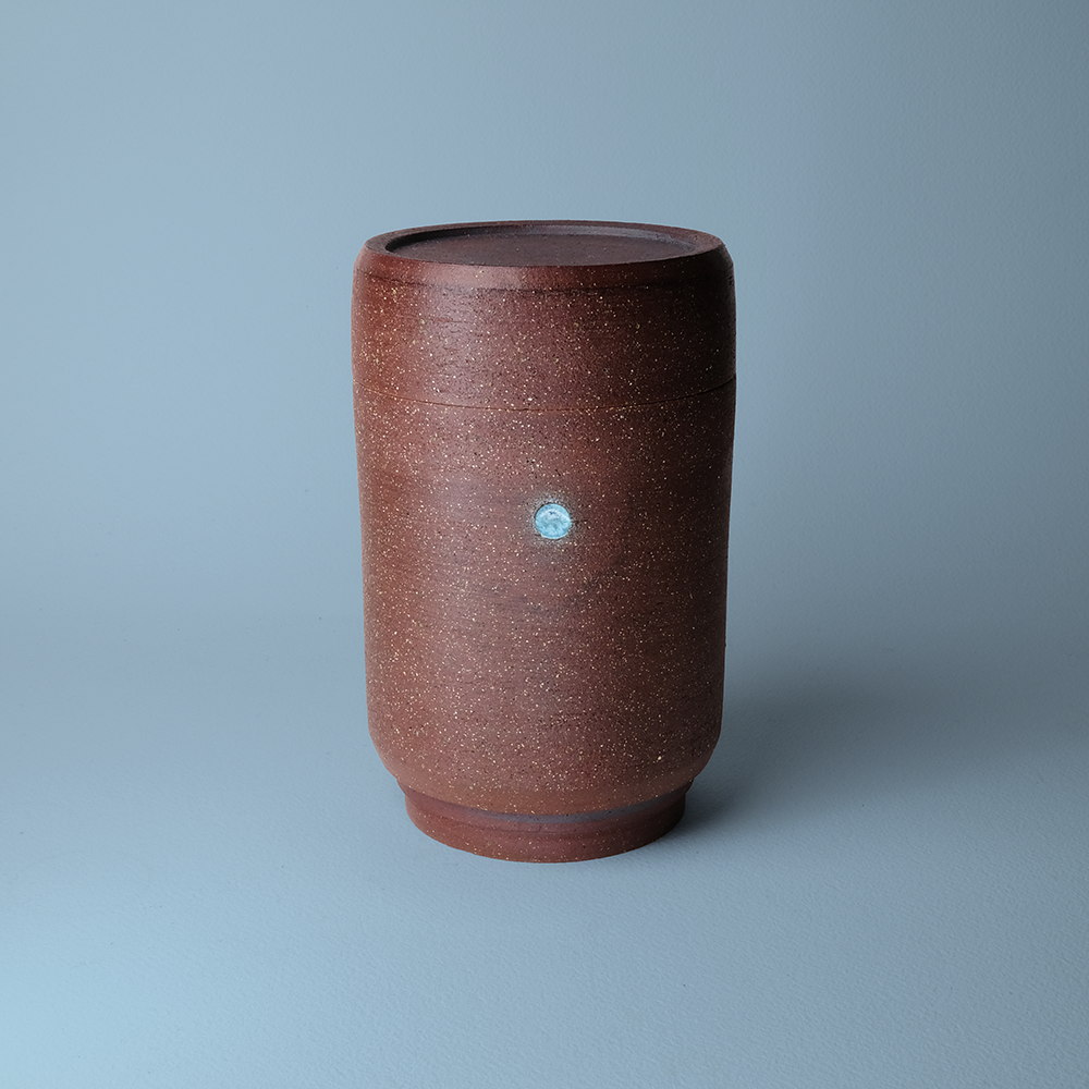 lidded dot pot / blue