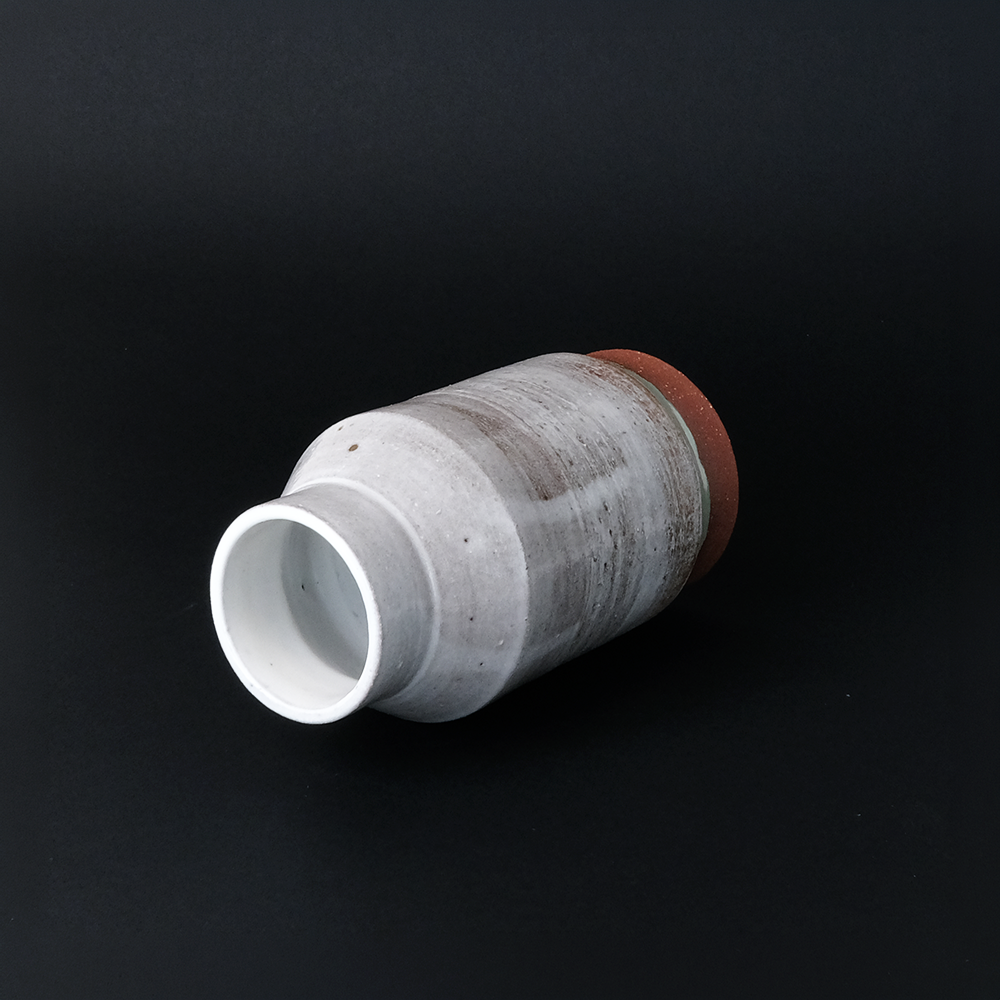 bottle M 06 3.png