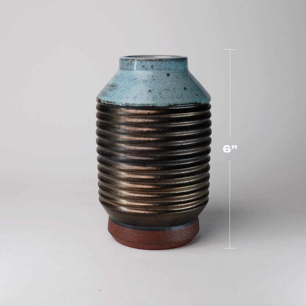 mintbrassurn_1018_M.png