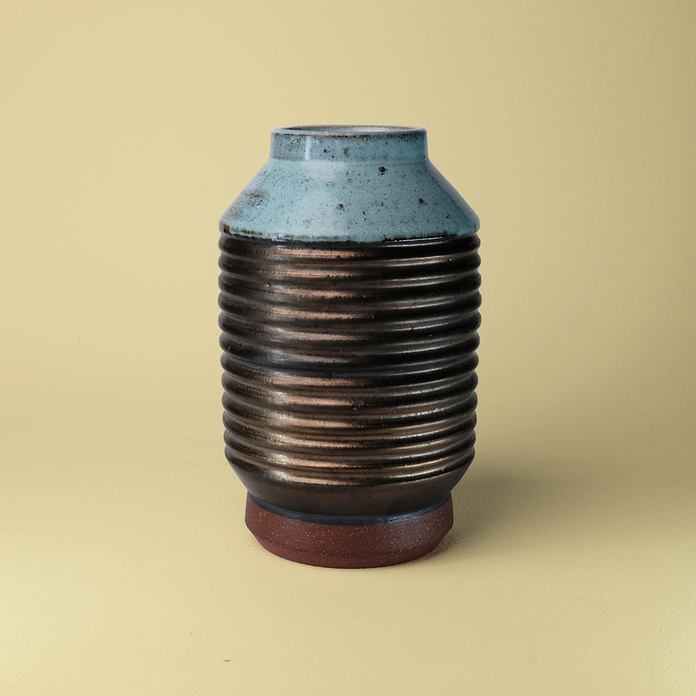 mintbrassurn_1018_2b.png