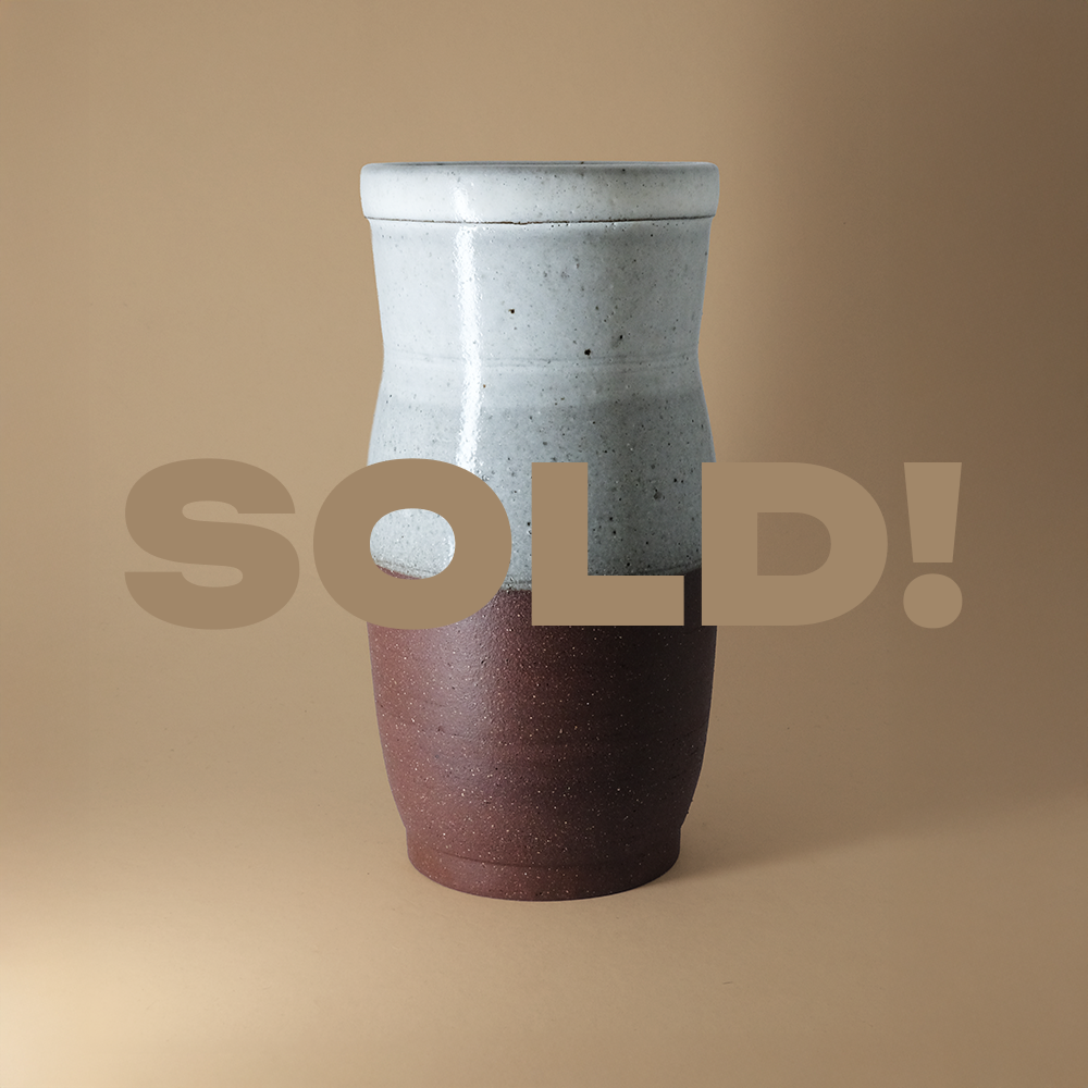 vase 01 sold.png