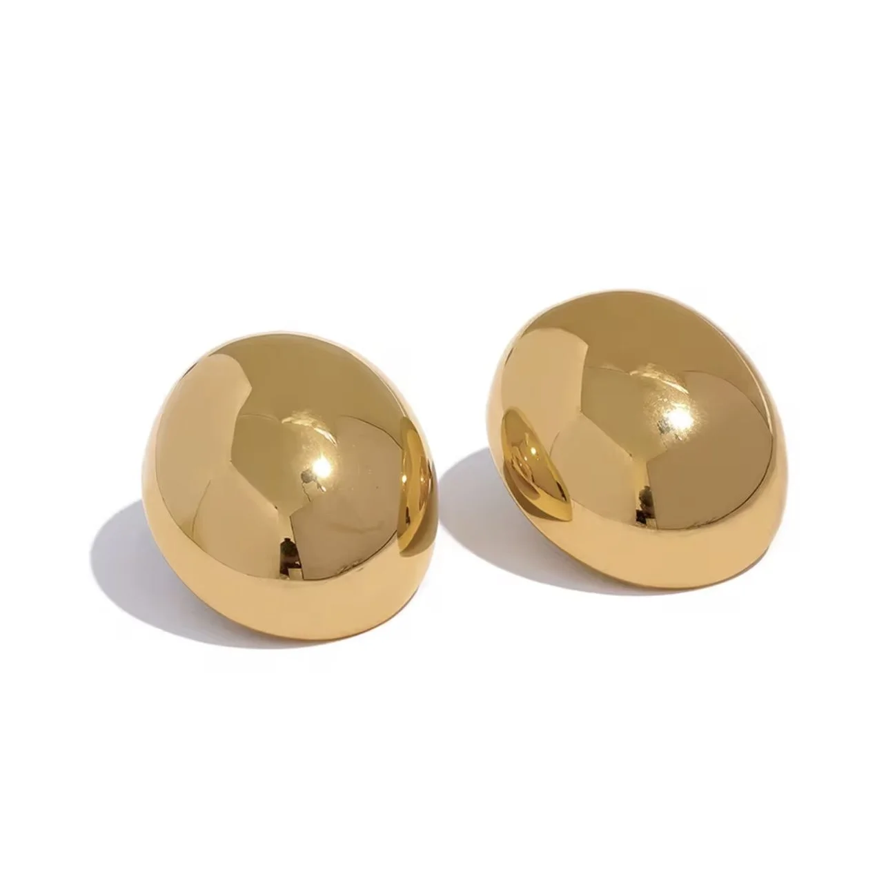 The Large Gold Round Earrings