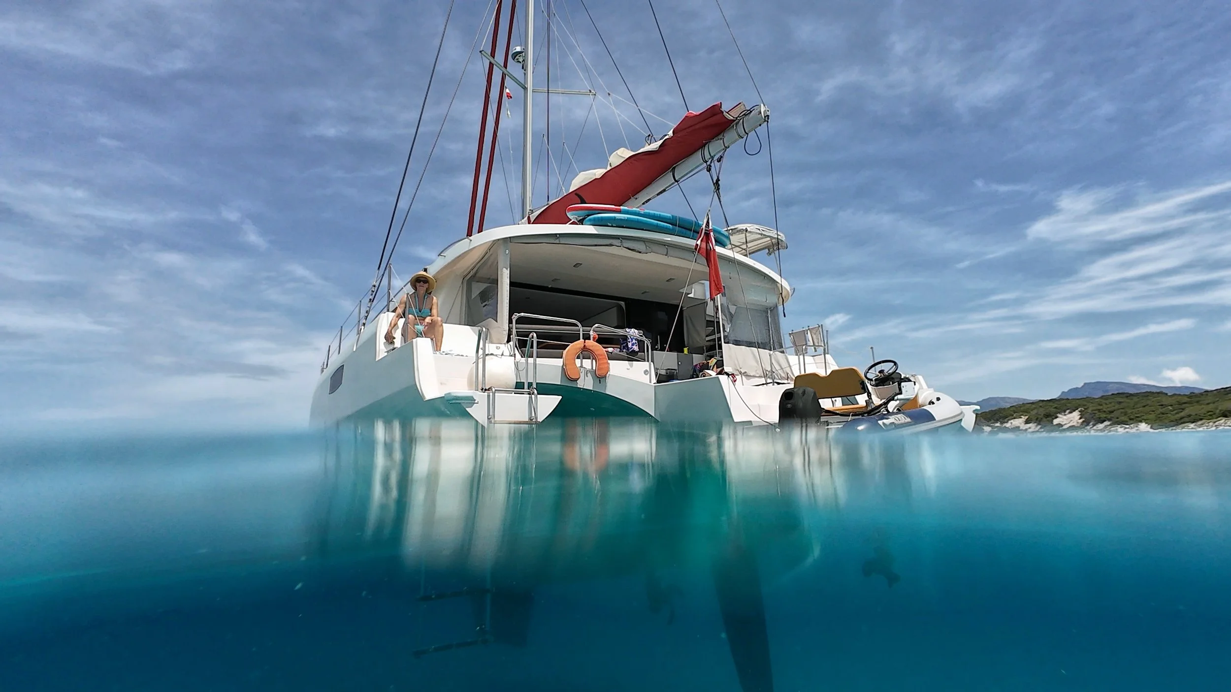 trimaran yacht stern Neel 51 underwater