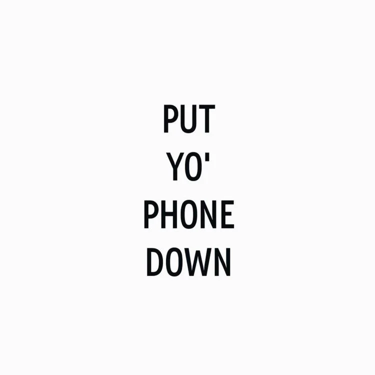Put your devices down and enjoy your family today #THANKSgiving