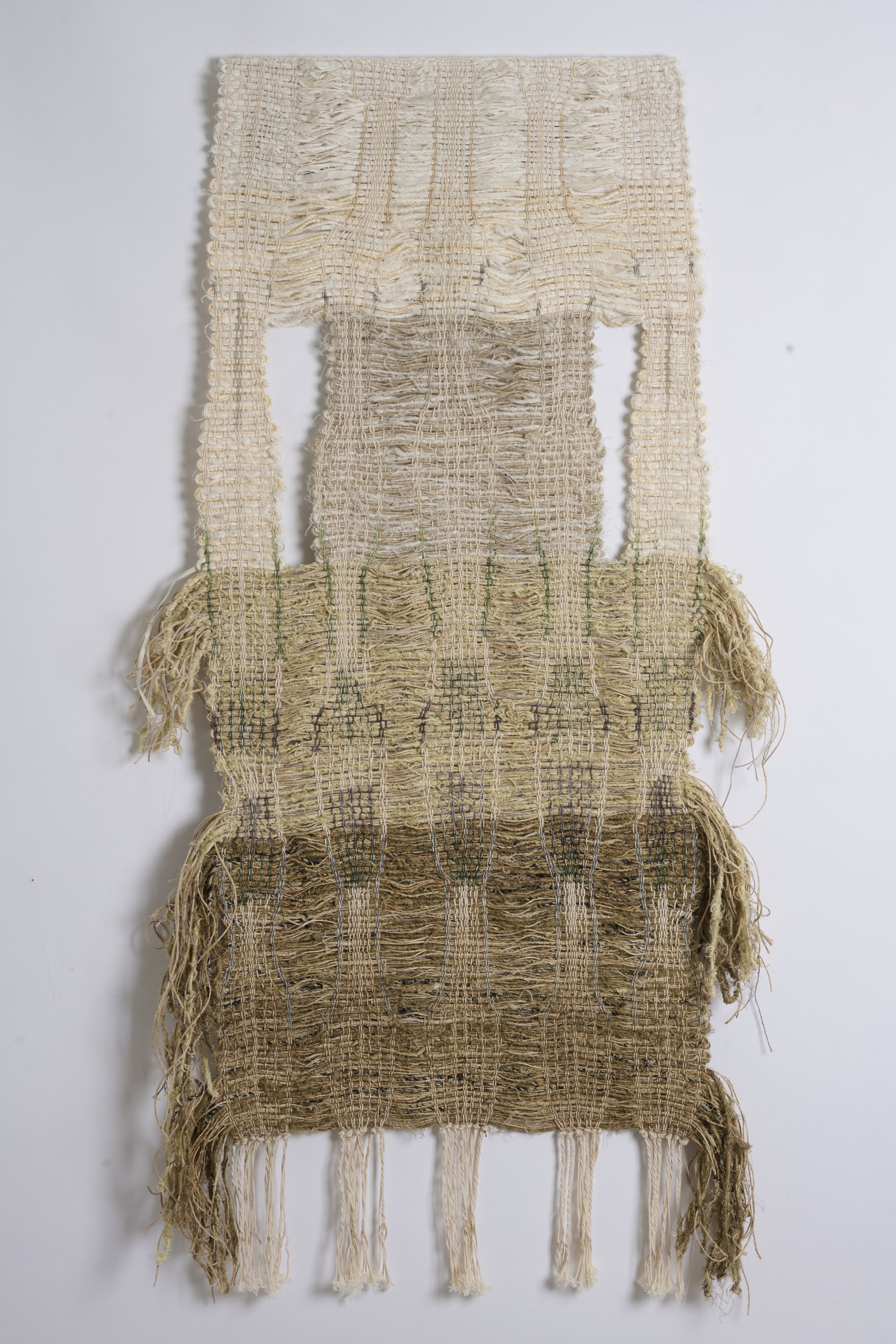 “Shield Sagebrush”, Cotton / Raffia, 23x44 inches, 2025.