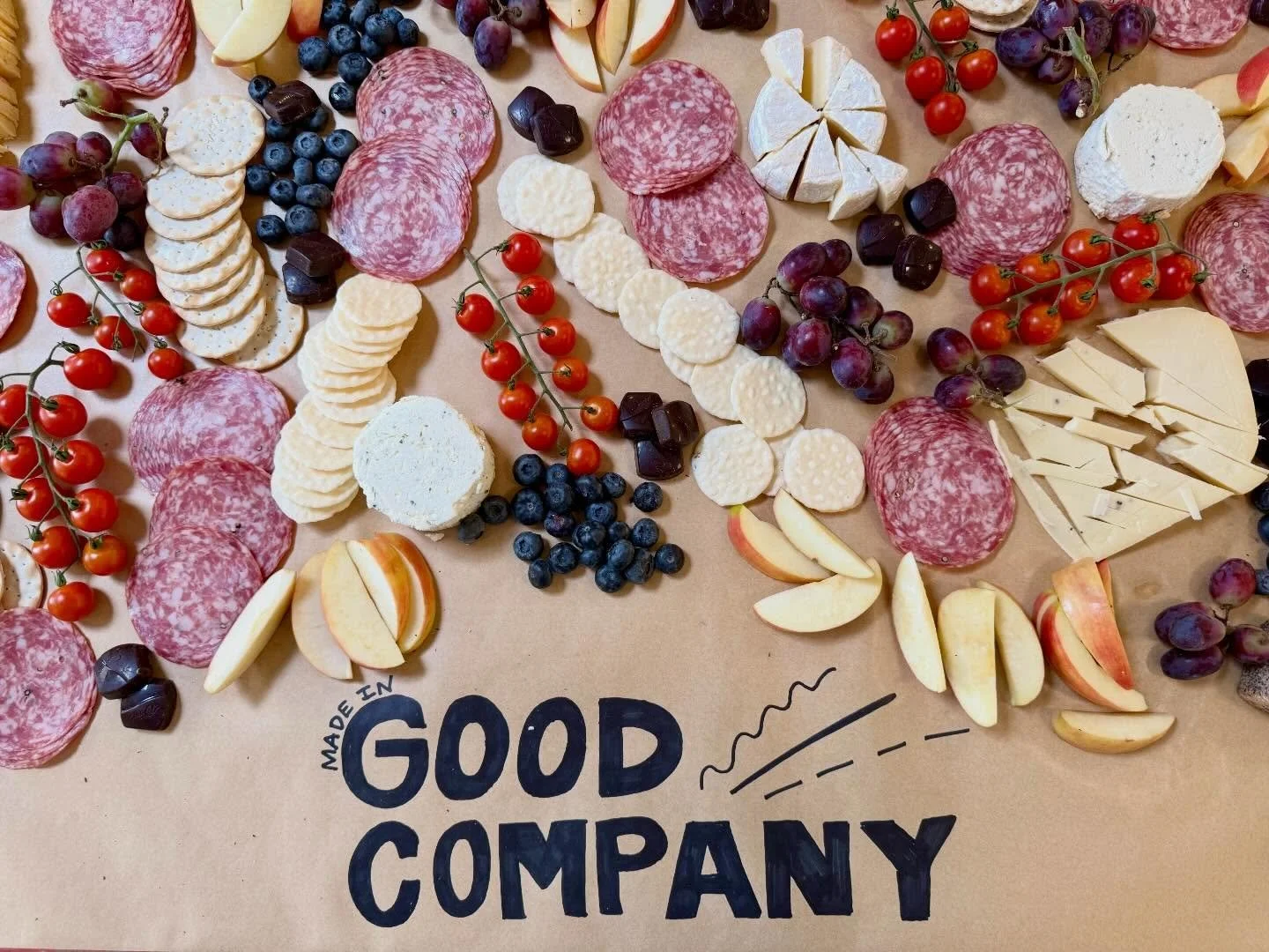 What a night! ✂️💐

The first @madeingoodco was such fun evening! Nearly 30 women came, made beautiful flowers and met some new friends! 

Thank you to everyone who joined! 

Stay tuned for next months gathering. 

Let&rsquo;s make something great!