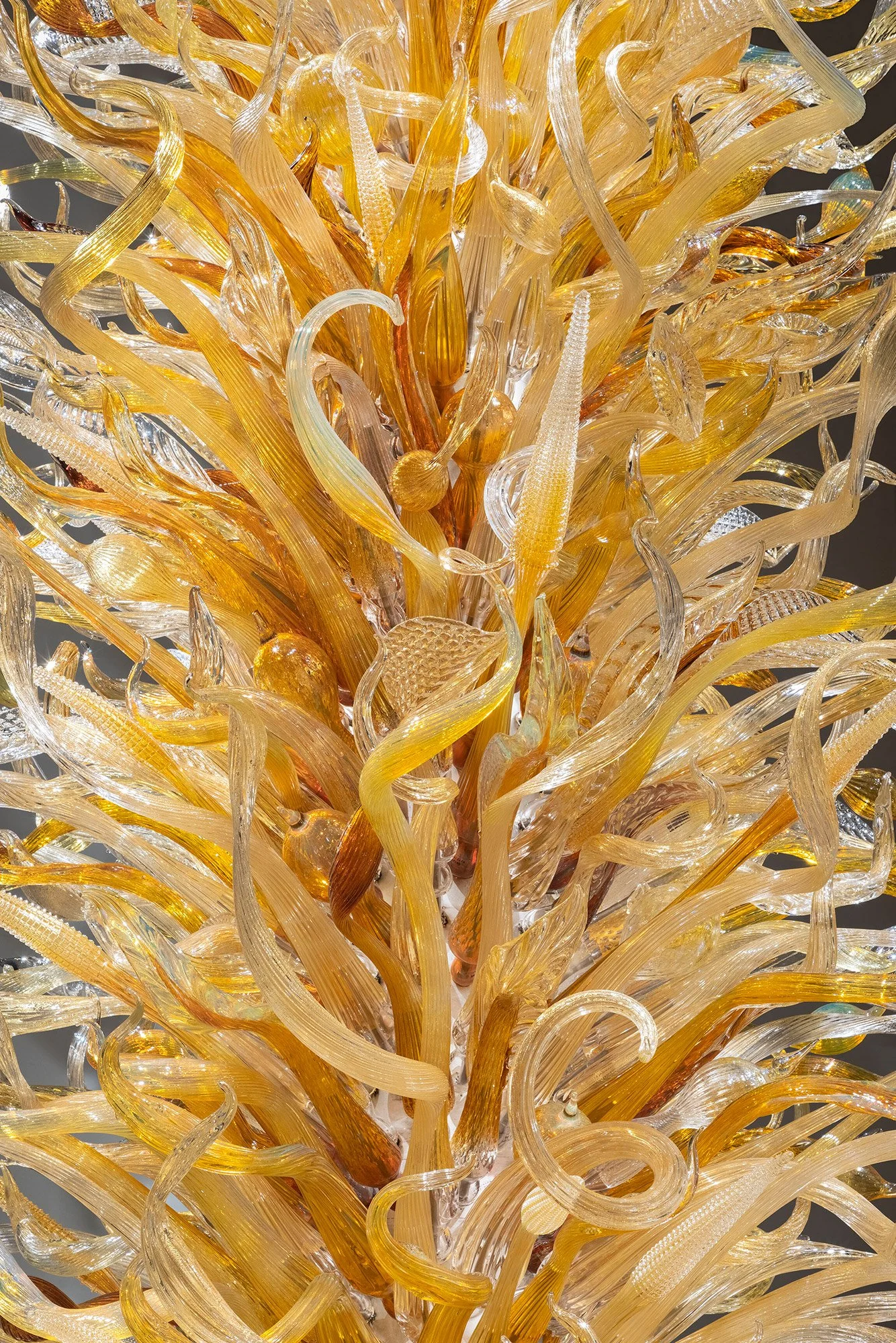 Dale Chihuly, Gold Tower (detail), 2025