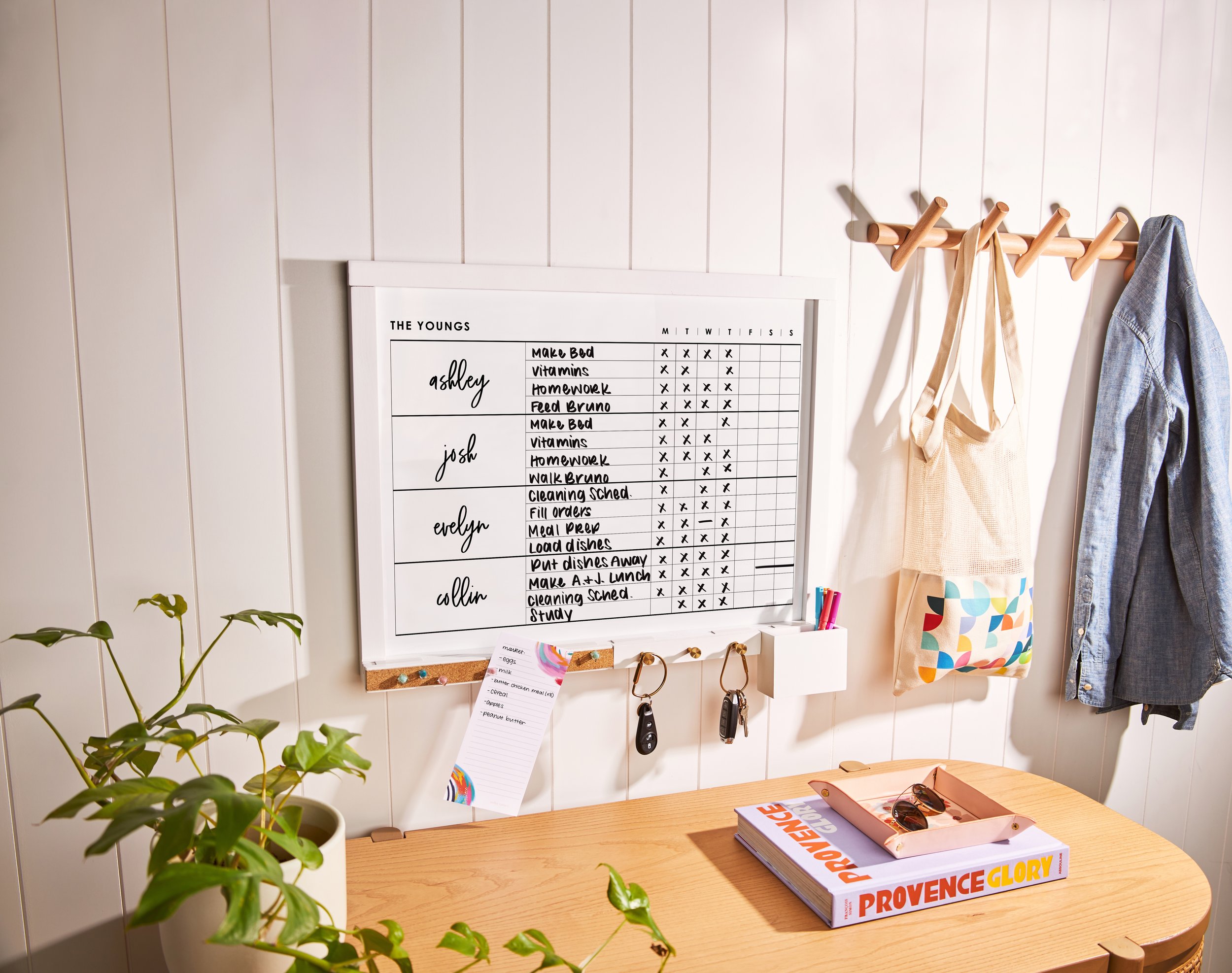 ECD2023_10544_white_WOC_CHORES_mu 2.jpg