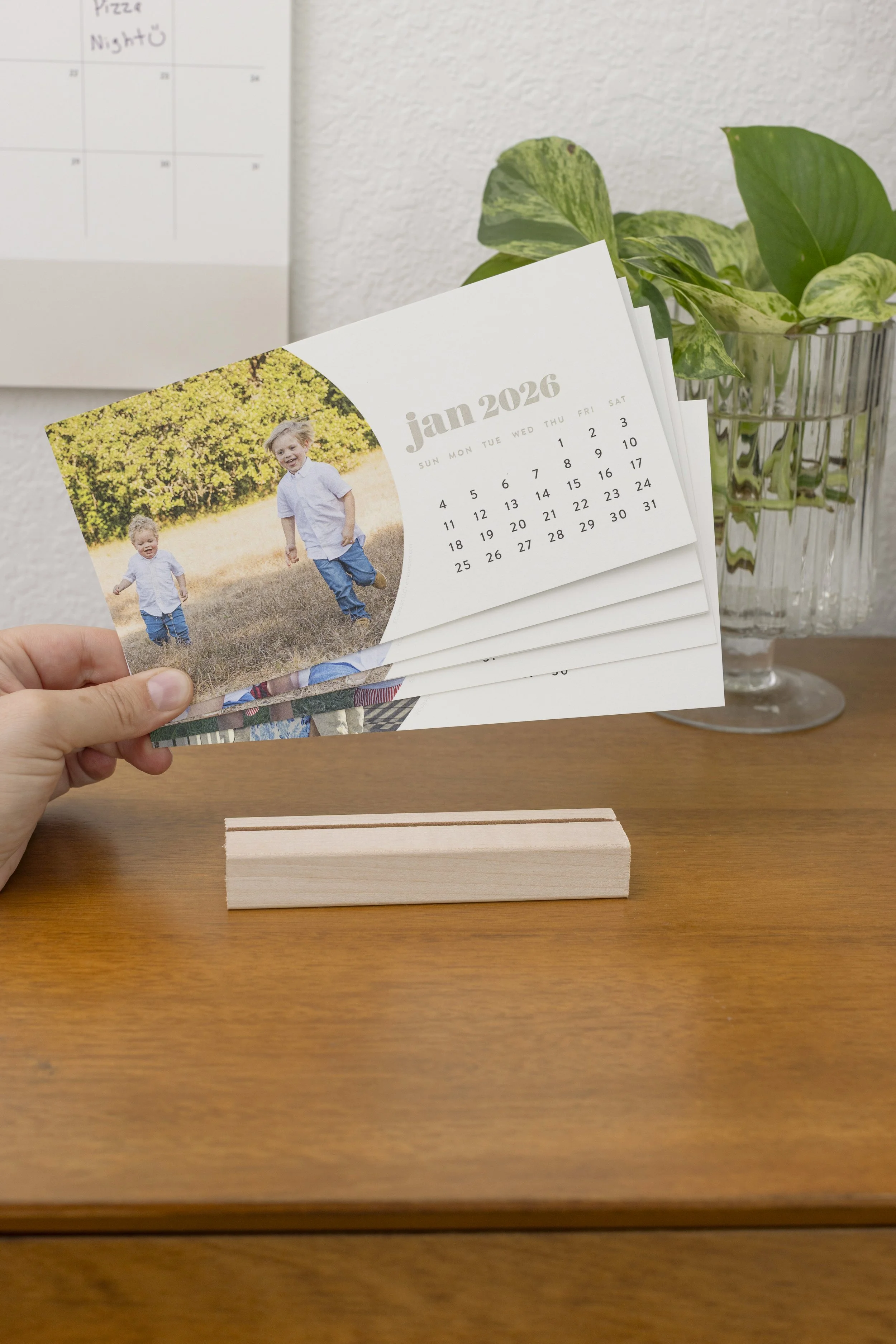 Desktop Photo Cal_4.jpg