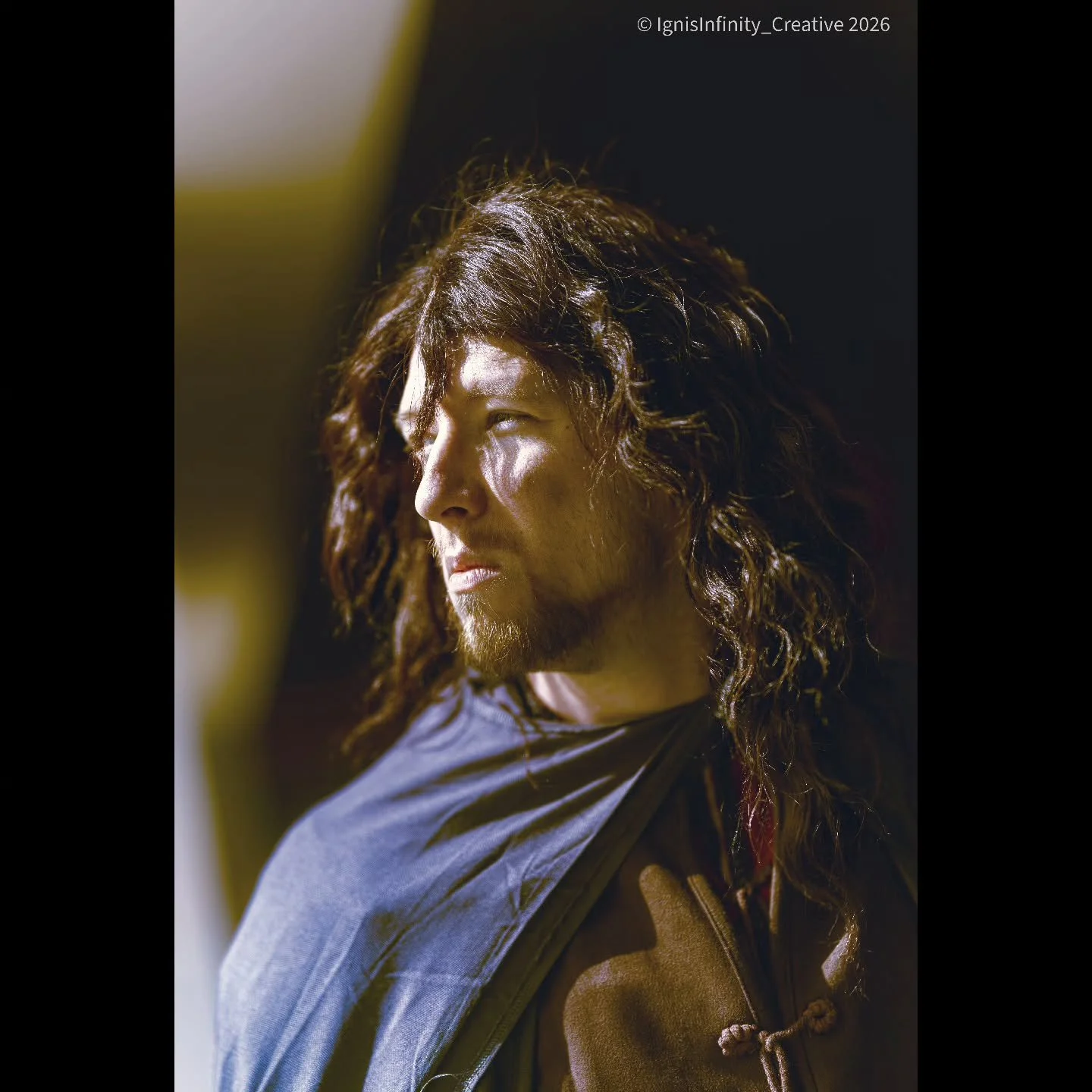"Yet dawn is ever the hope of men." -Aragorn

Cosplayer:@myten24 
Photographer/edit:@ignisinfinity_creative

We have been in talks to do a LOTR themed shoot before we even met but I happened to recognize him this past weekend.

Not the best