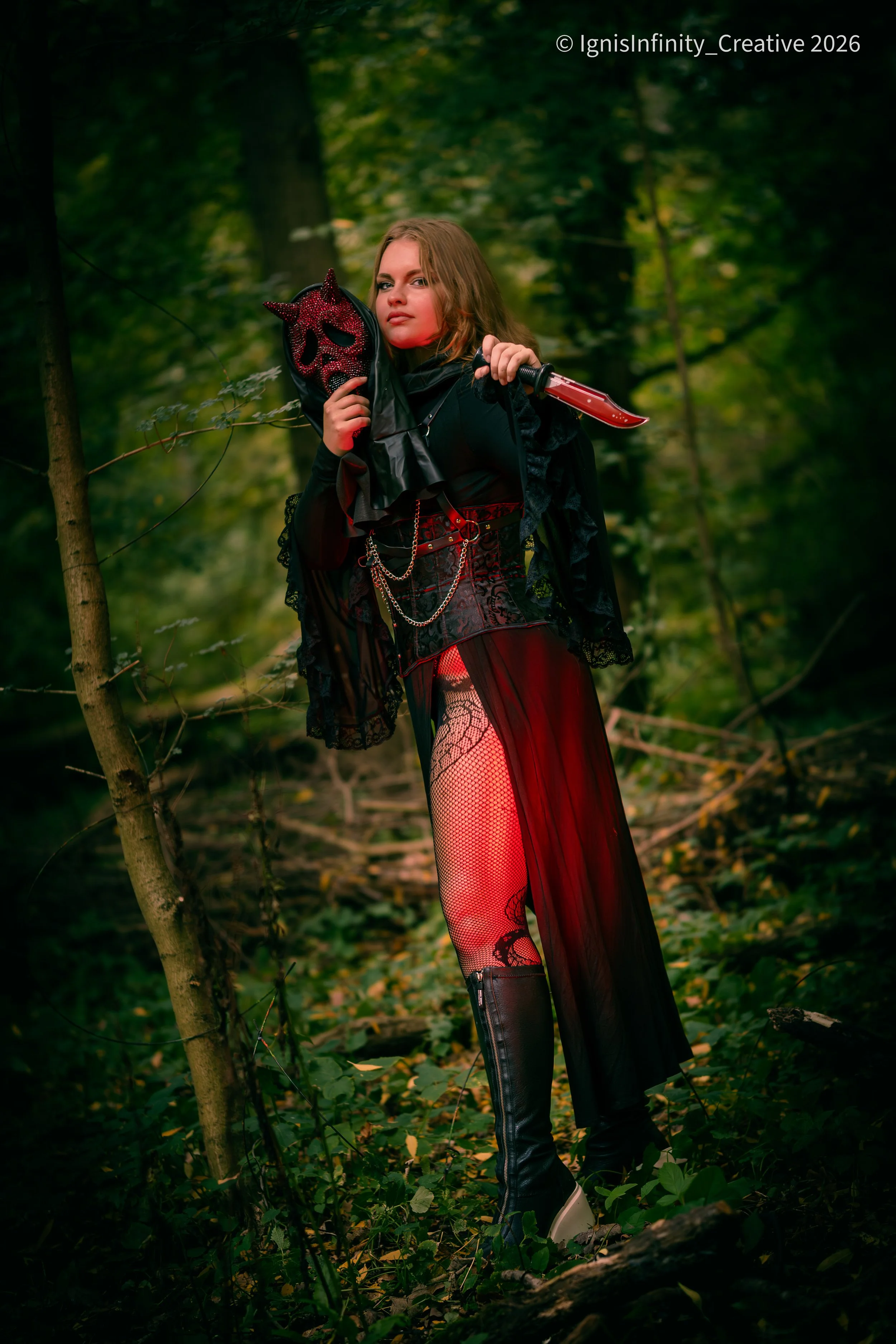 No mask can hide this slay. 😈
@satsujin.cos brings fierce female Ghostface energy to the woods of Kralingse Bos. Halloween photoshoot goals.
By @IgnisInfinity_Creative
Would you answer the call? 📞