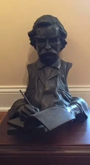  Mark Twain Bust 
Bronze
18 x 12 inches