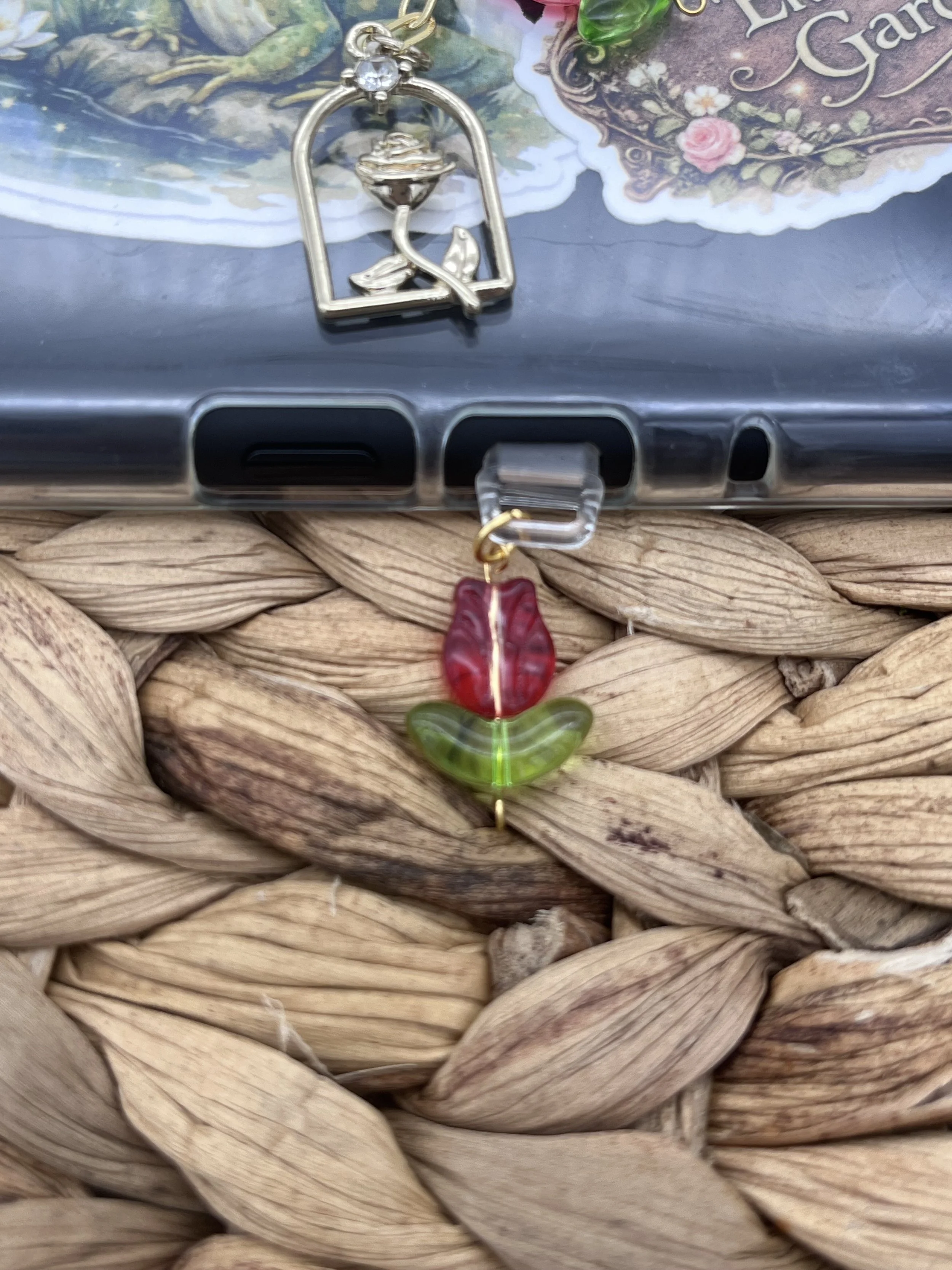 🌹 Rosebud Kindle Dust Plug