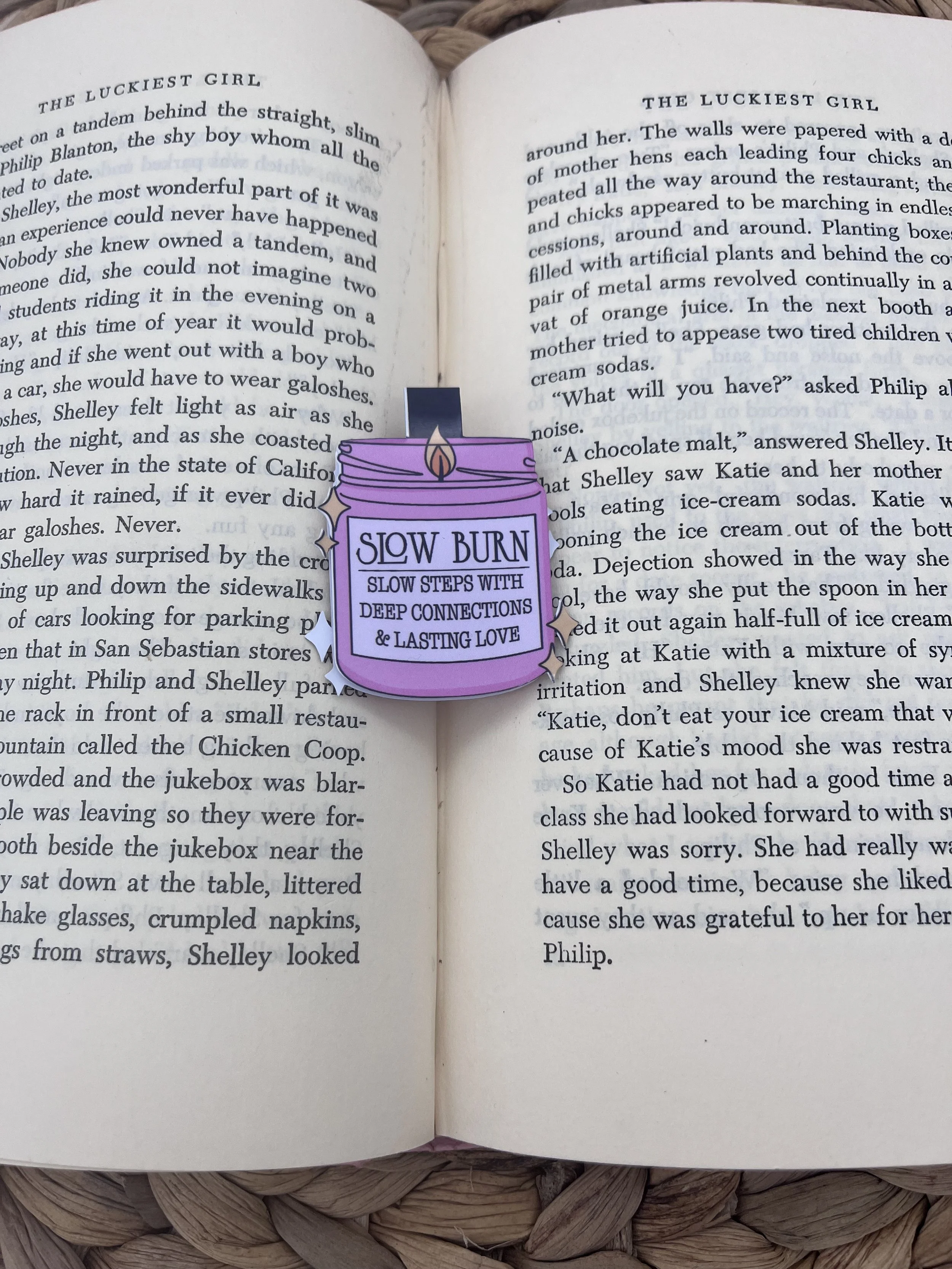 🕯️ Slow Burn Magnetic Bookmark