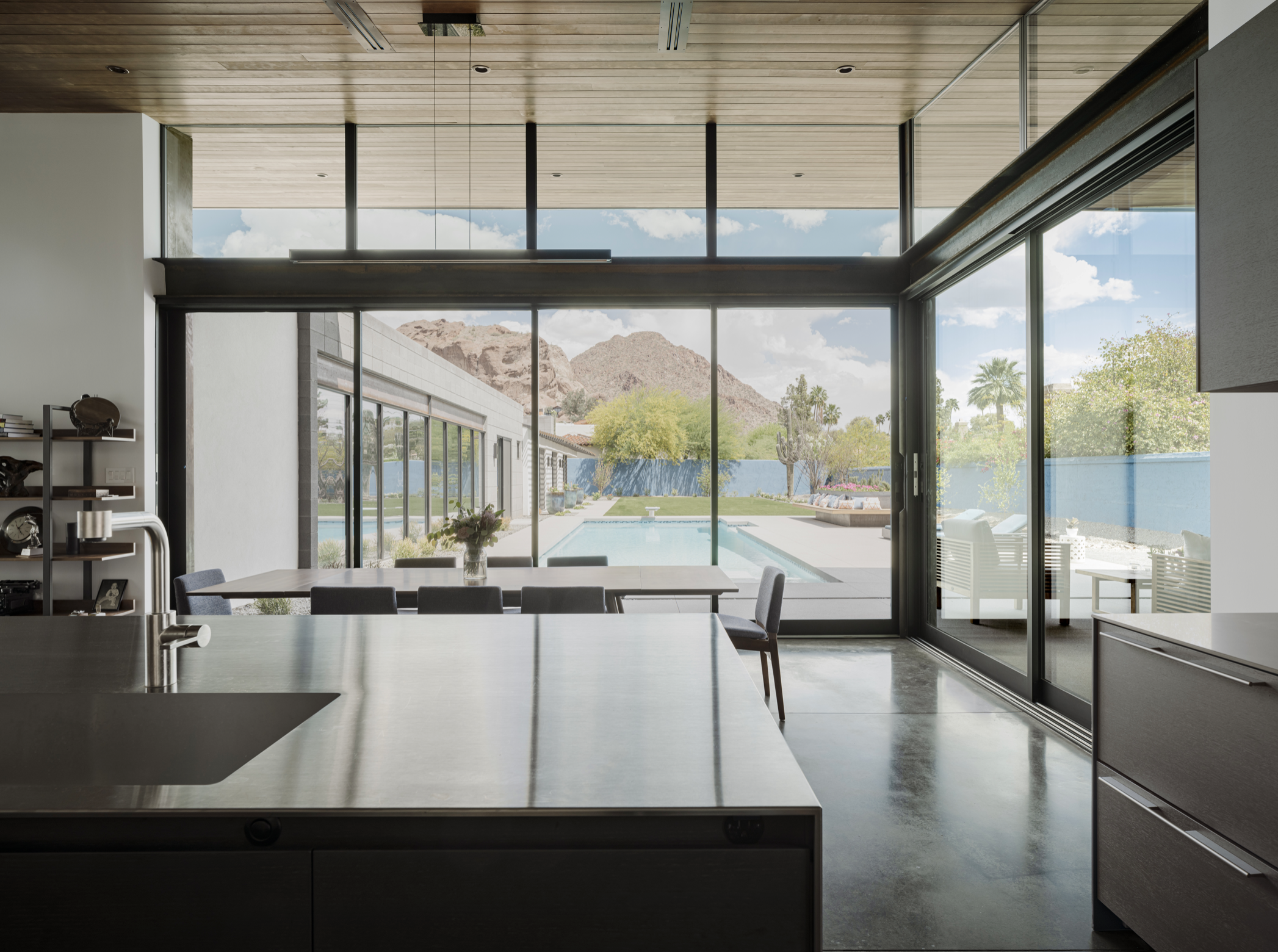 Fleetwood 3070 Series Multi Sliding Pocket Door System w/ Clear Story Fixed Windows