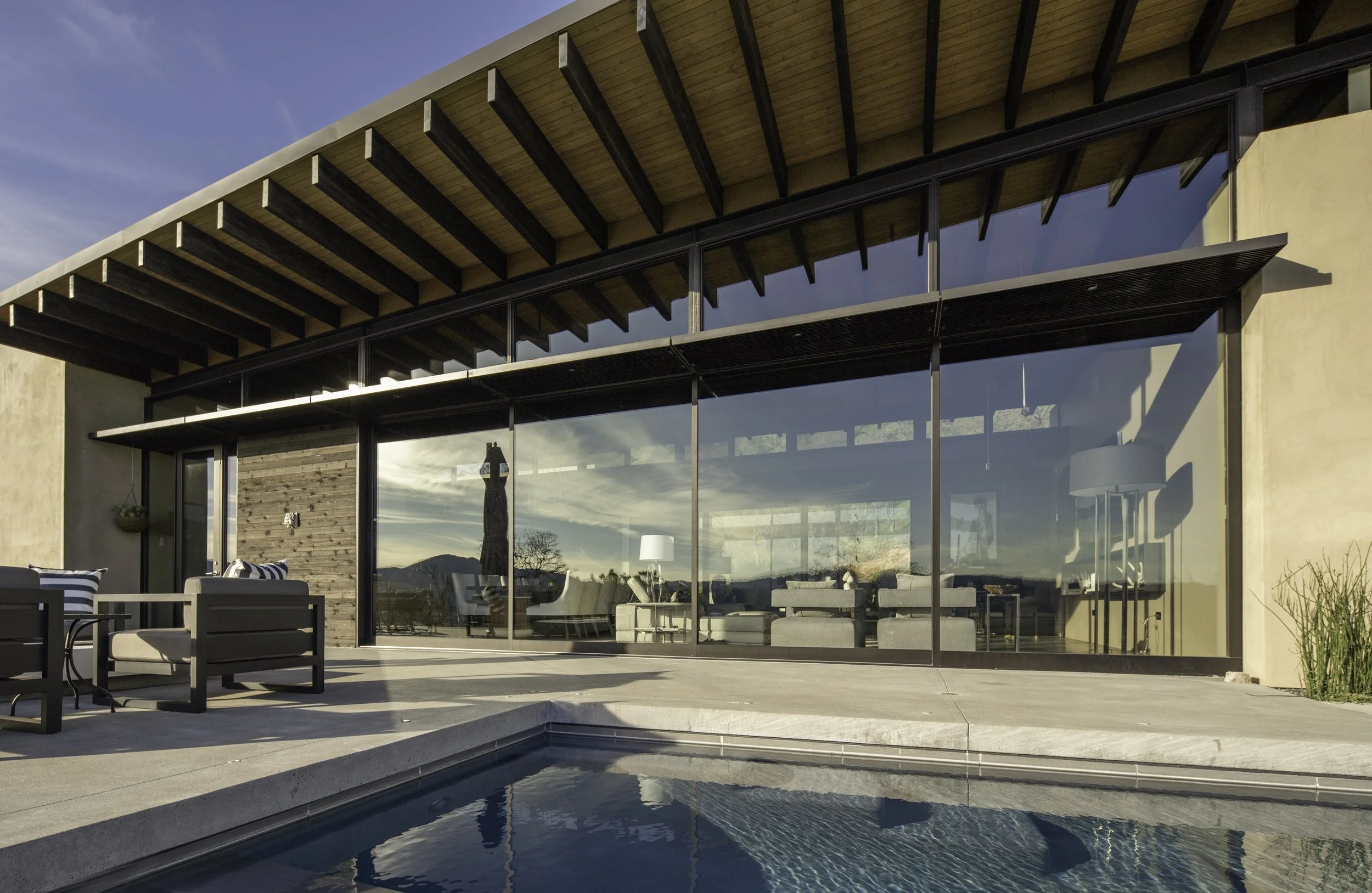 Fleetwood 3070 Series Multi-Slide Door w/ 3800T Fixed Window System