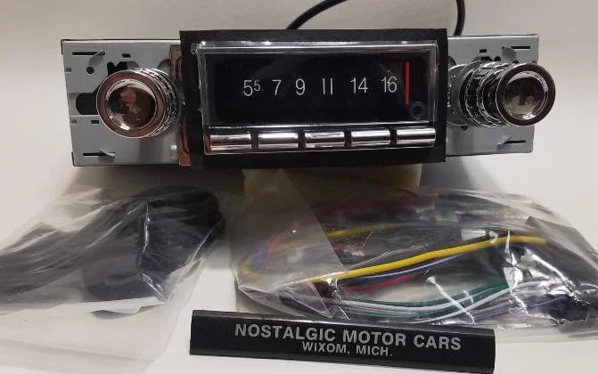 USA 740 Bluetooth AM/FM Radio for 1963-1985 Studebaker Avanti and Avanti II dash restoration.