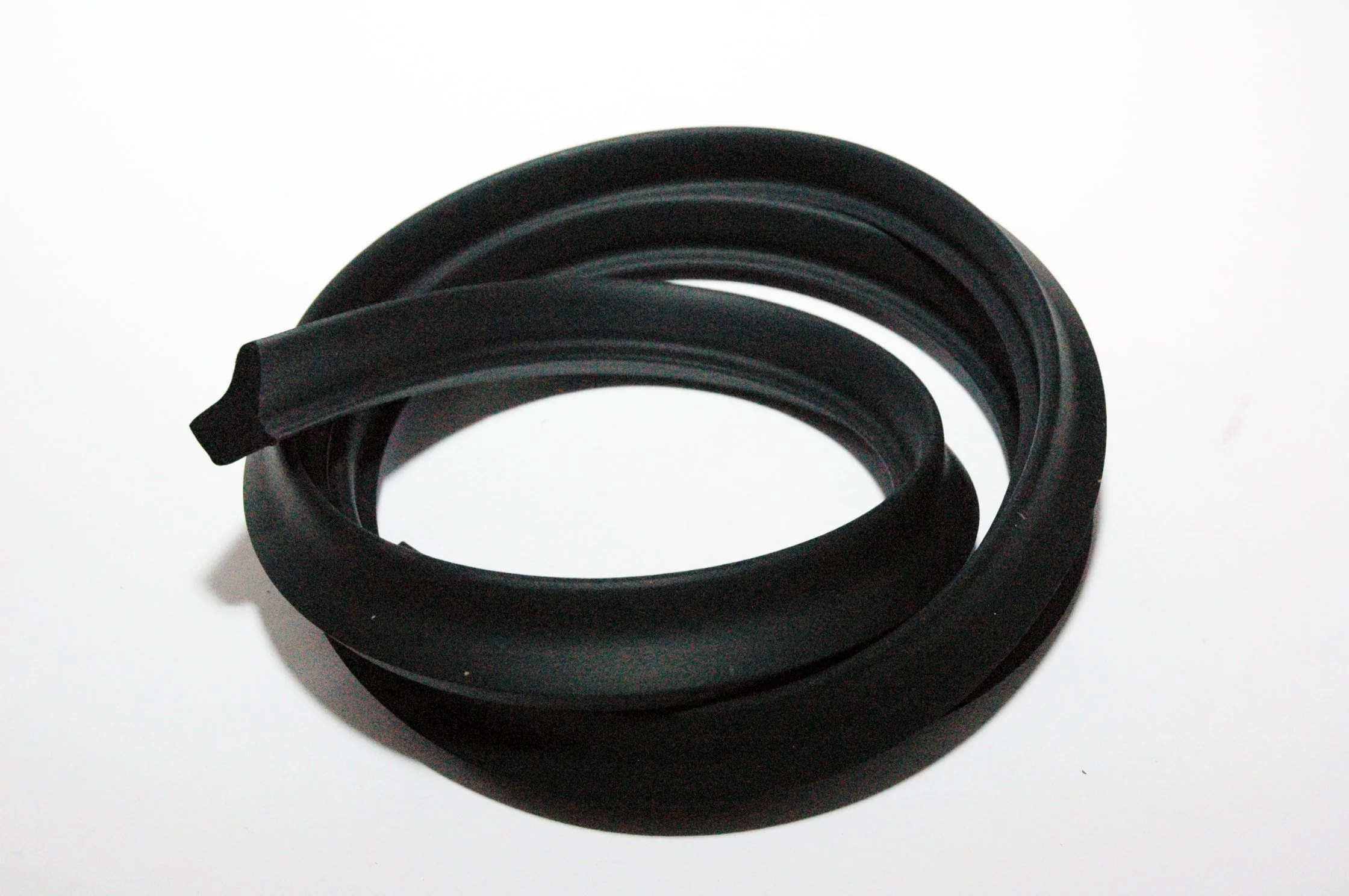 NOS rubber hood to cowl weatherseal for 1963-1985 Studebaker Avanti and Avanti II, Part 3207x2.