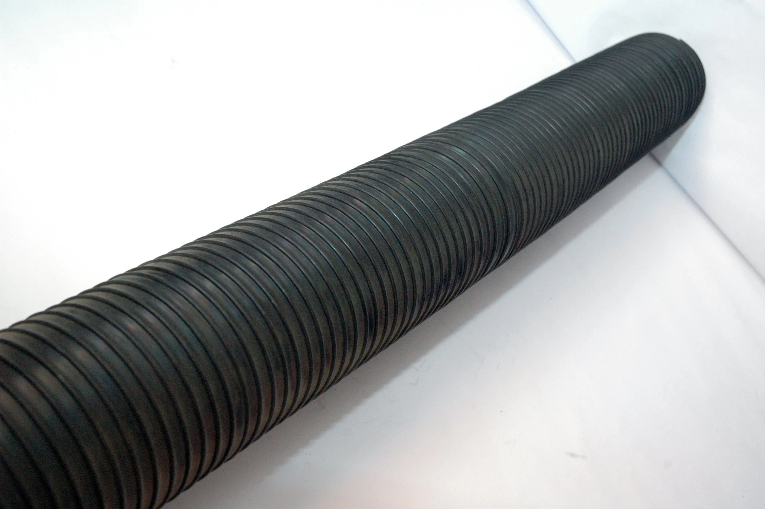 NOS Air Cleaner Fresh Air Intake Hose for 1976-1980 Avanti II models, Part 533308x14.