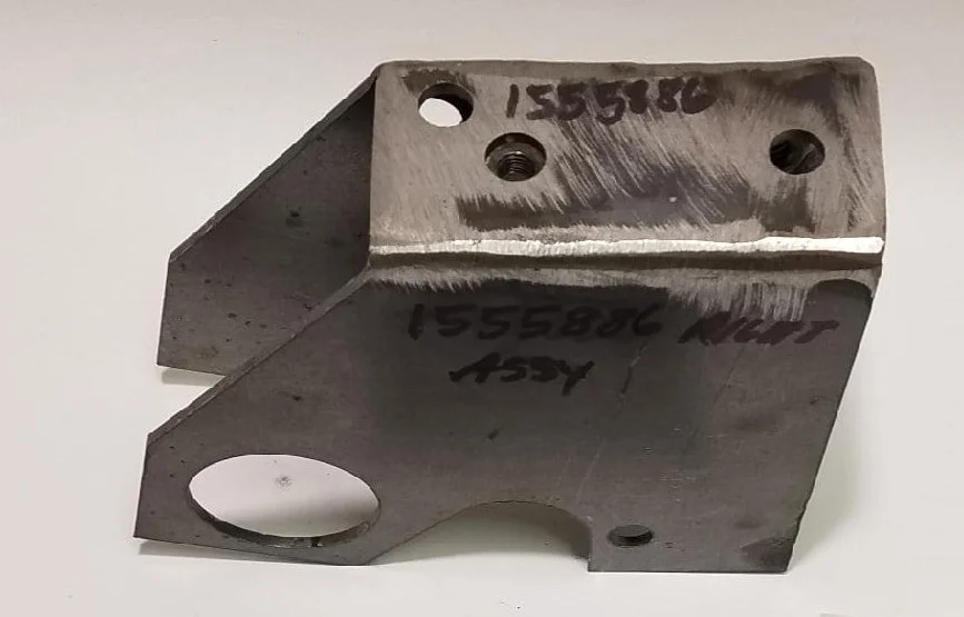 NOS Right Rear Cross Member Body Mount Bracket for 1963-1985 Studebaker Avanti, Part 1555886