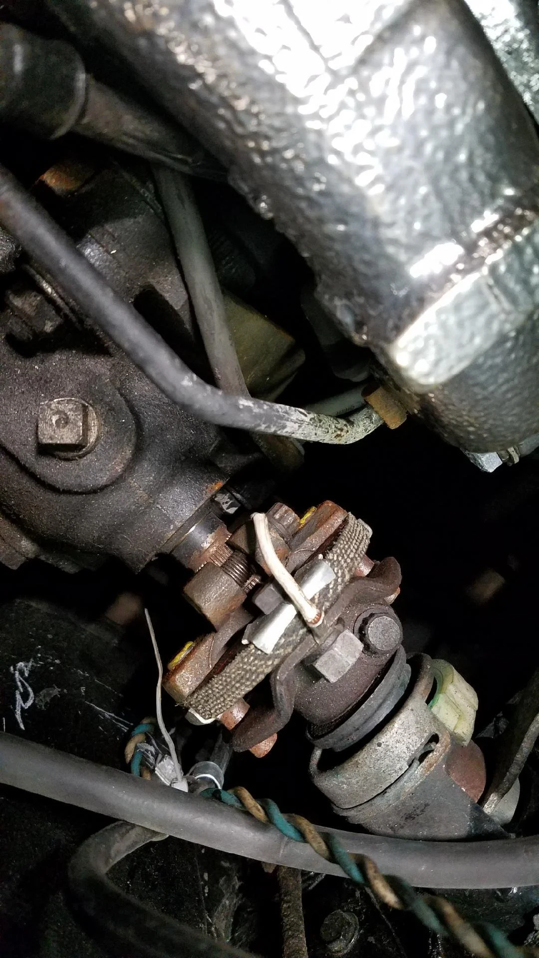 Avanti Steering Safety: Replacing the Steering Flange and Insulator (Rag Joint)