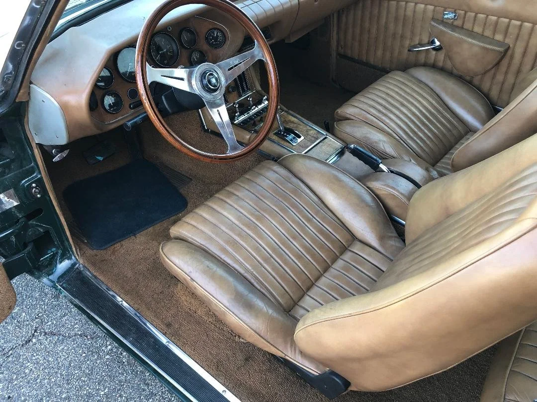 1981 Avanti II interior with tan leather